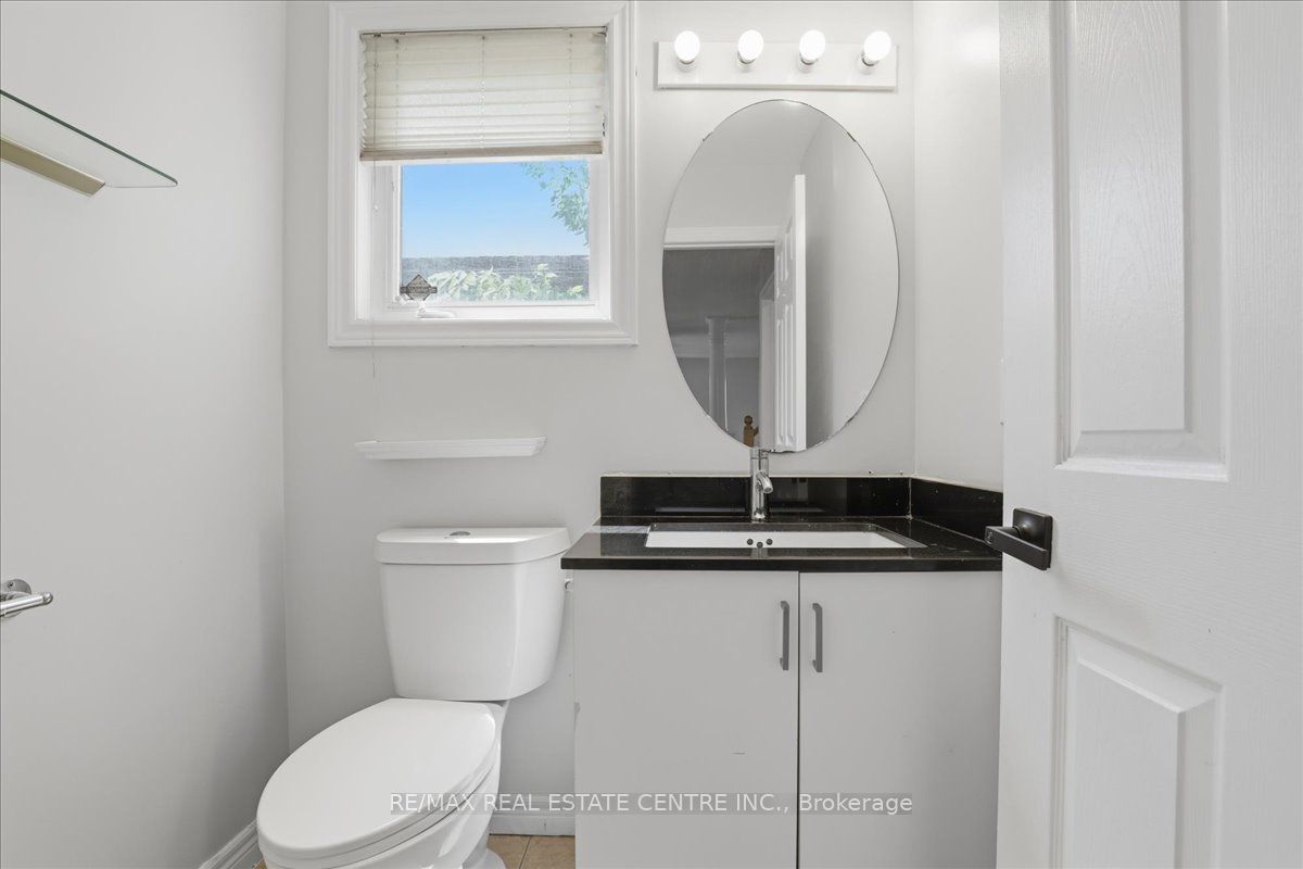 43 Decaro Crescent Property Photo 17