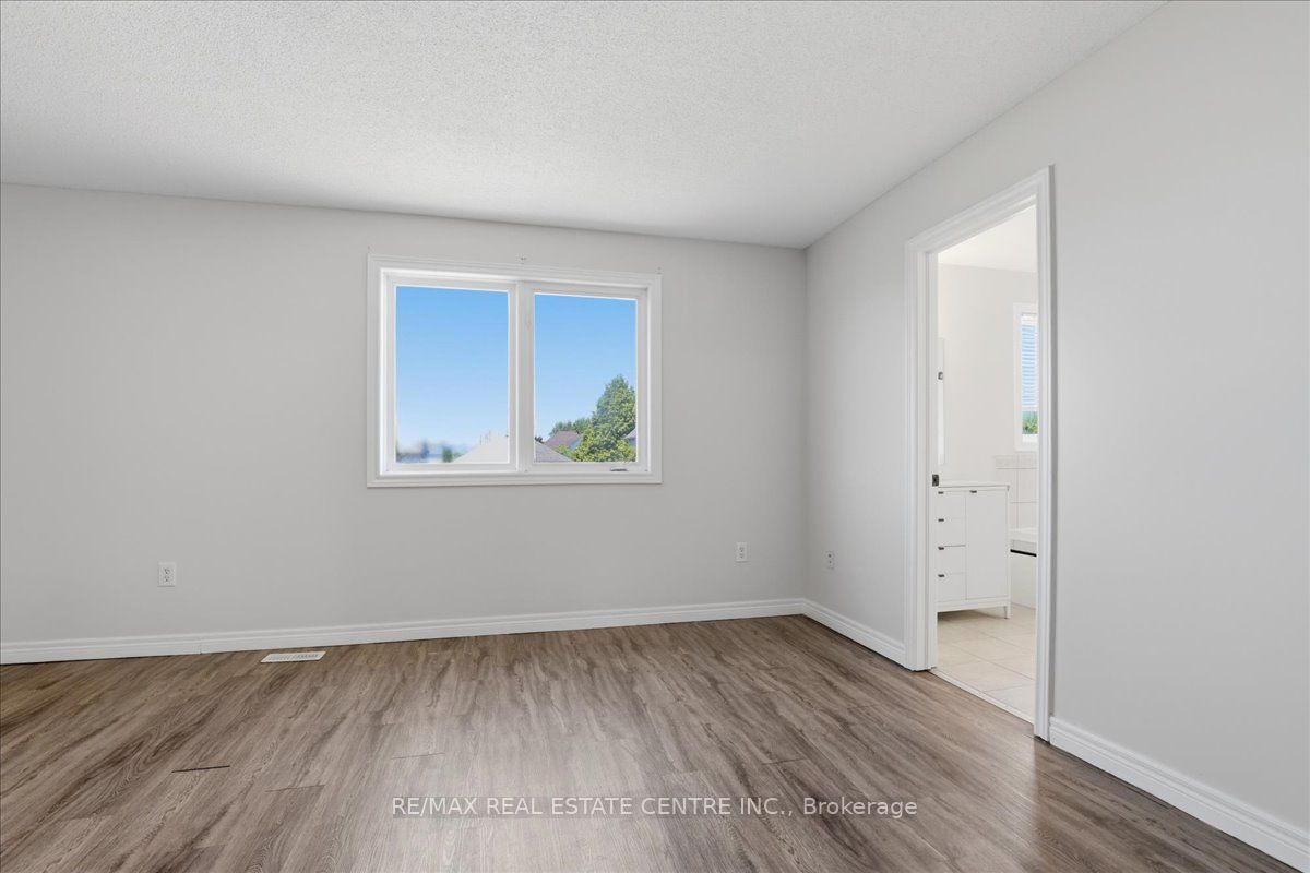 43 Decaro Crescent Property Photo 21