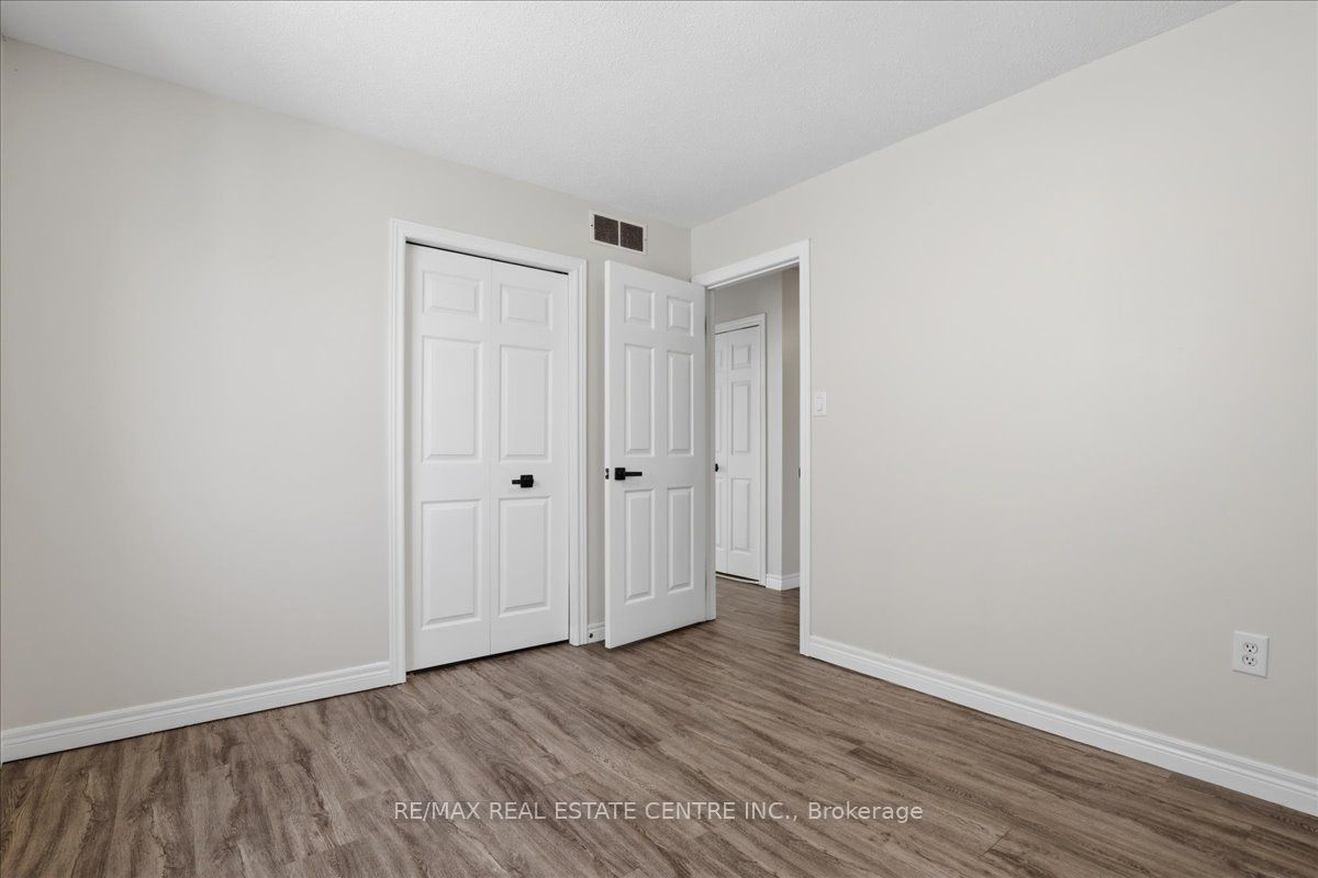43 Decaro Crescent Property Photo 28
