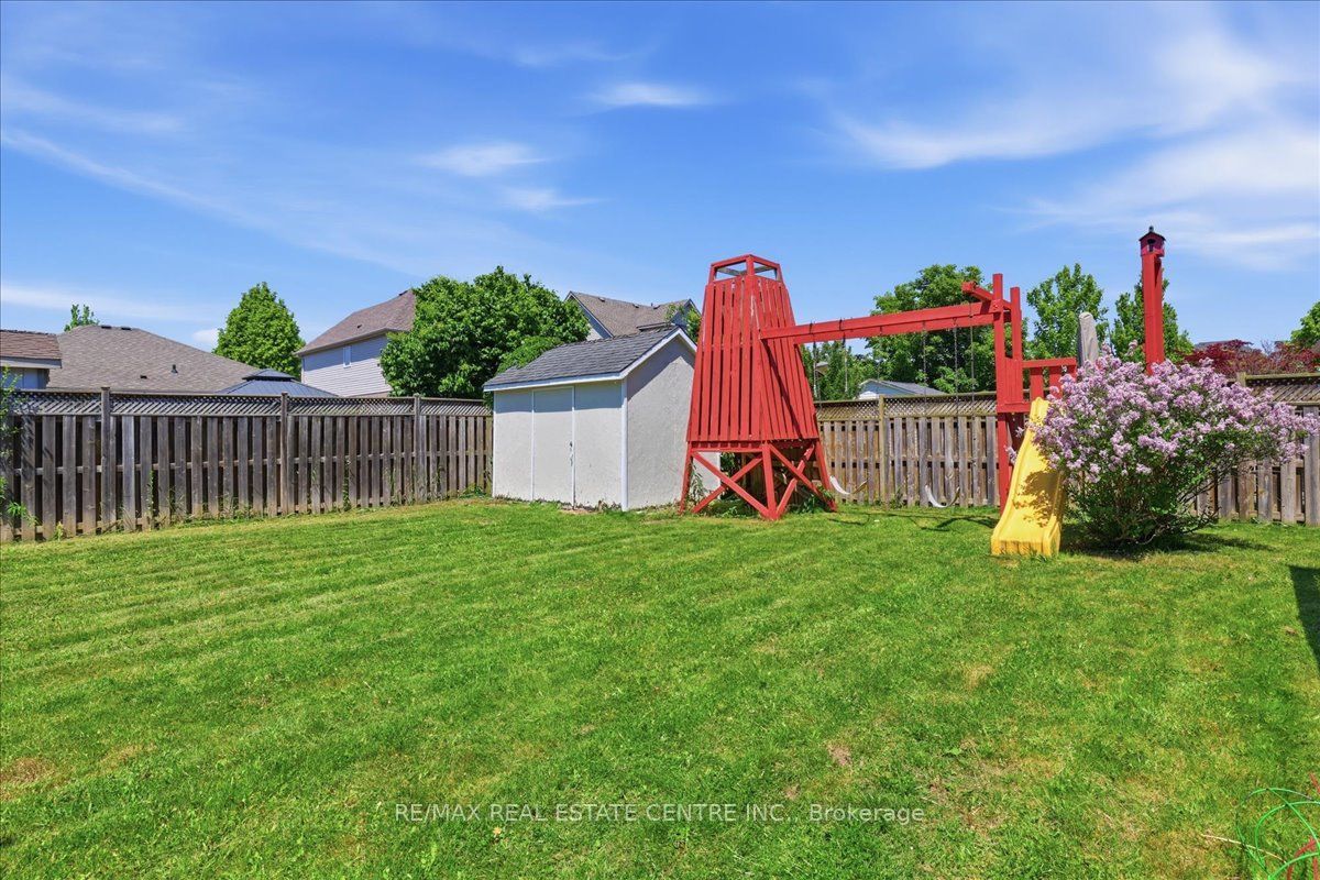 43 Decaro Crescent Property Photo 40