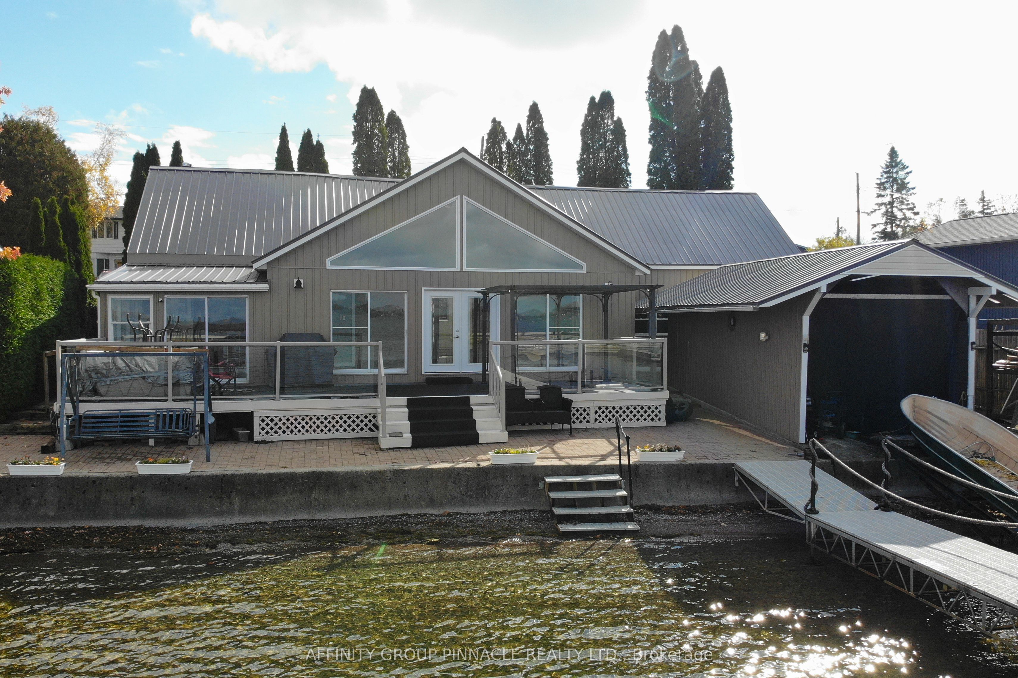 14 Oriole Road Property Photo 2