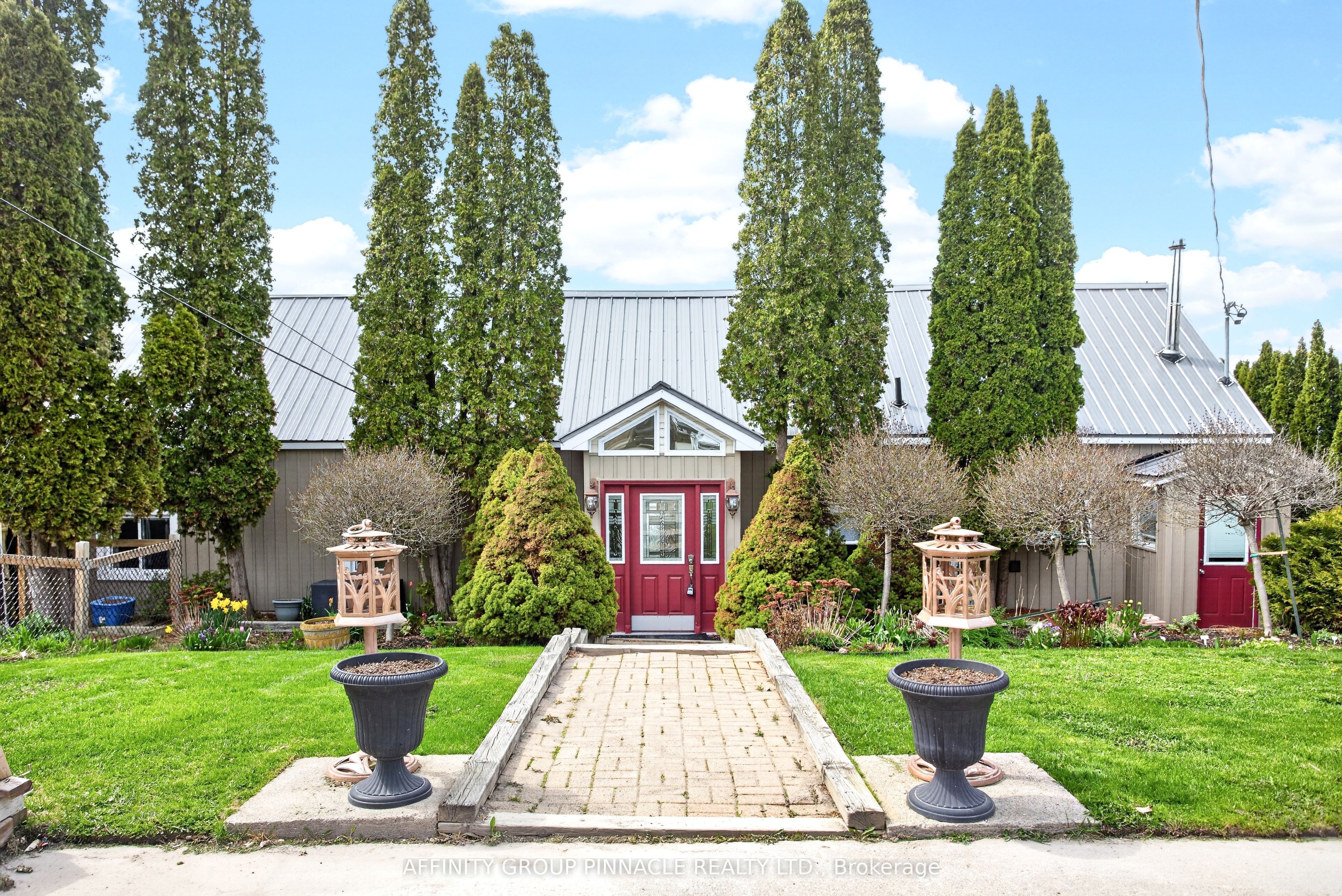 14 Oriole Road Property Photo 7