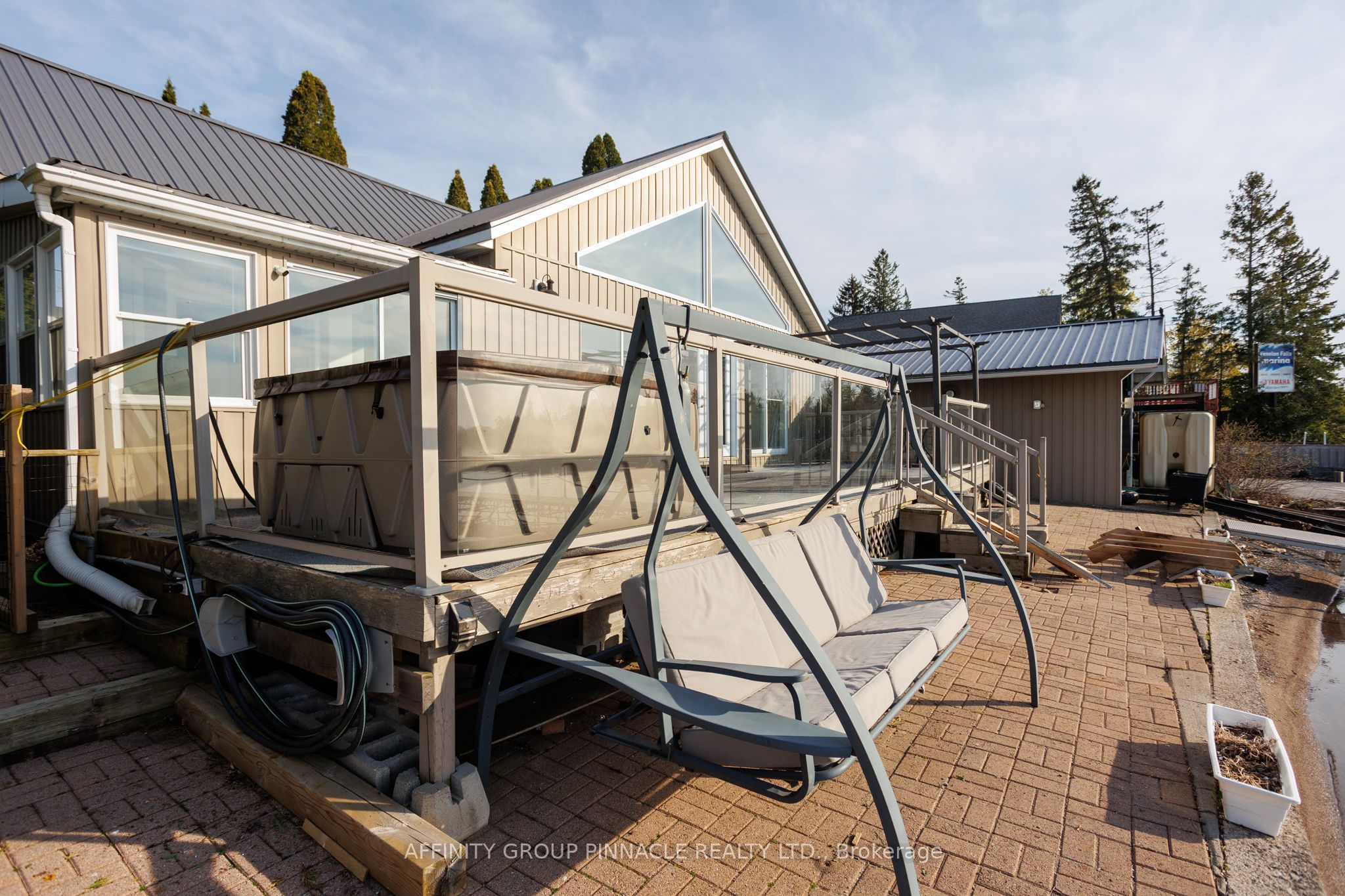 14 Oriole Road Property Photo 44