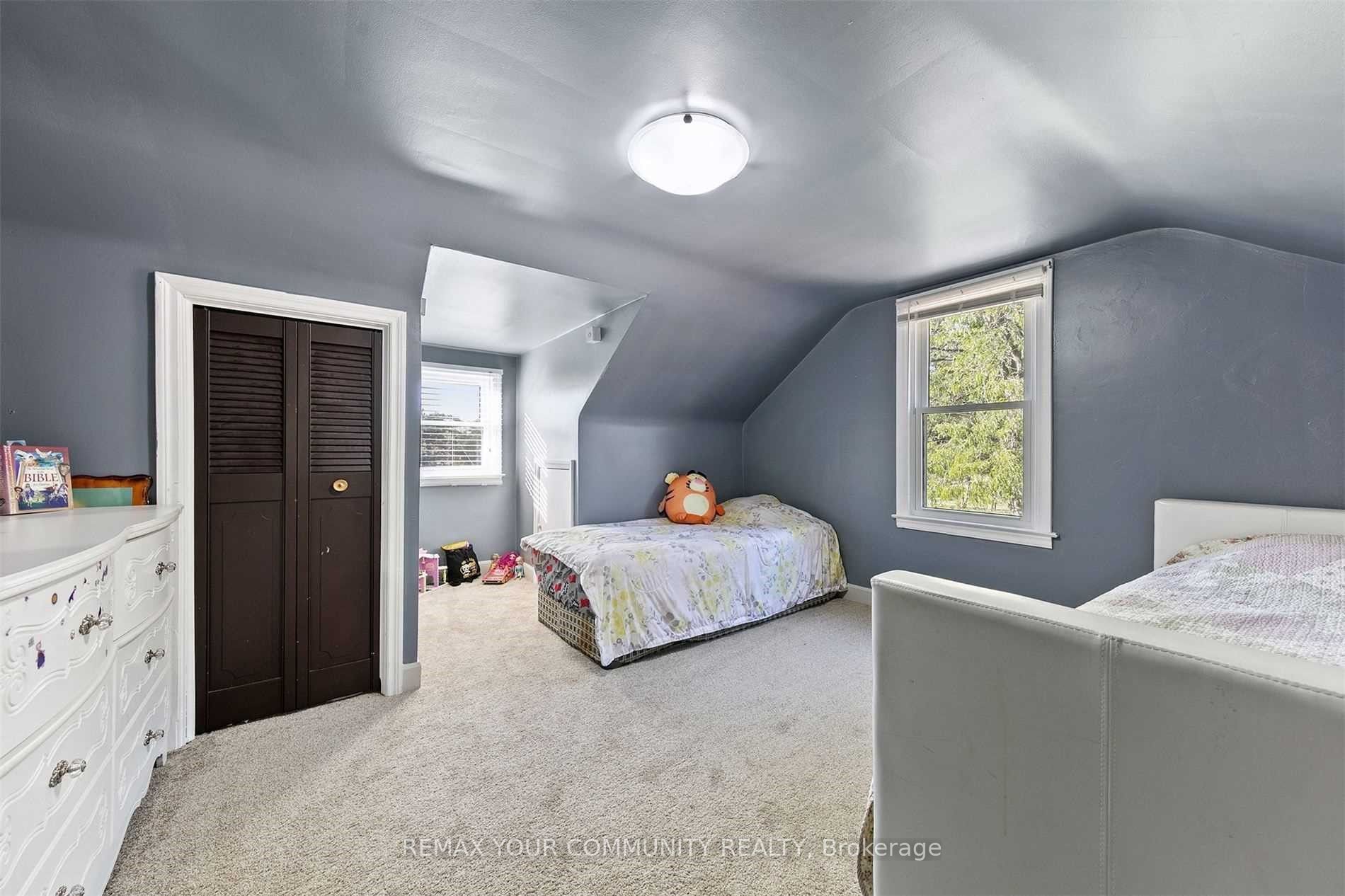 4276 Howard Avenue Property Photo 19