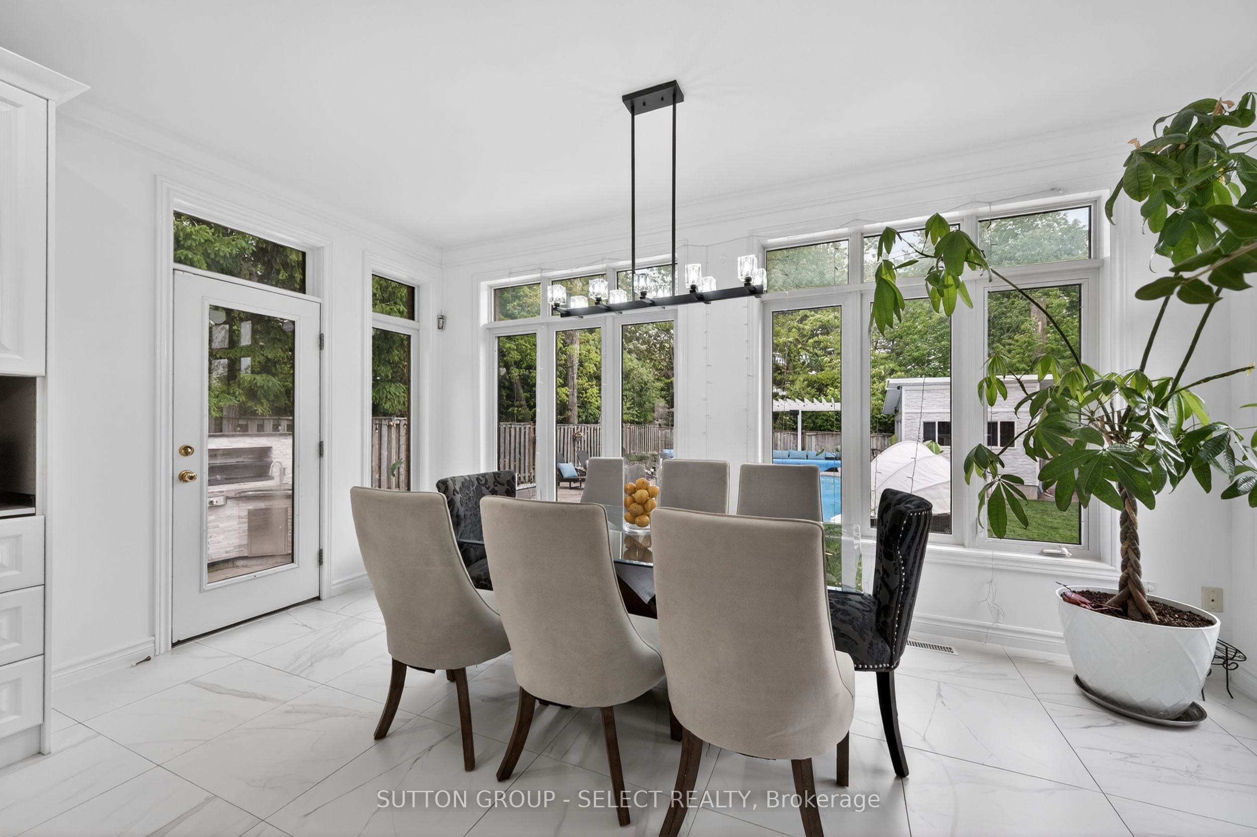 135 Plane Tree Drive Property Photo 13