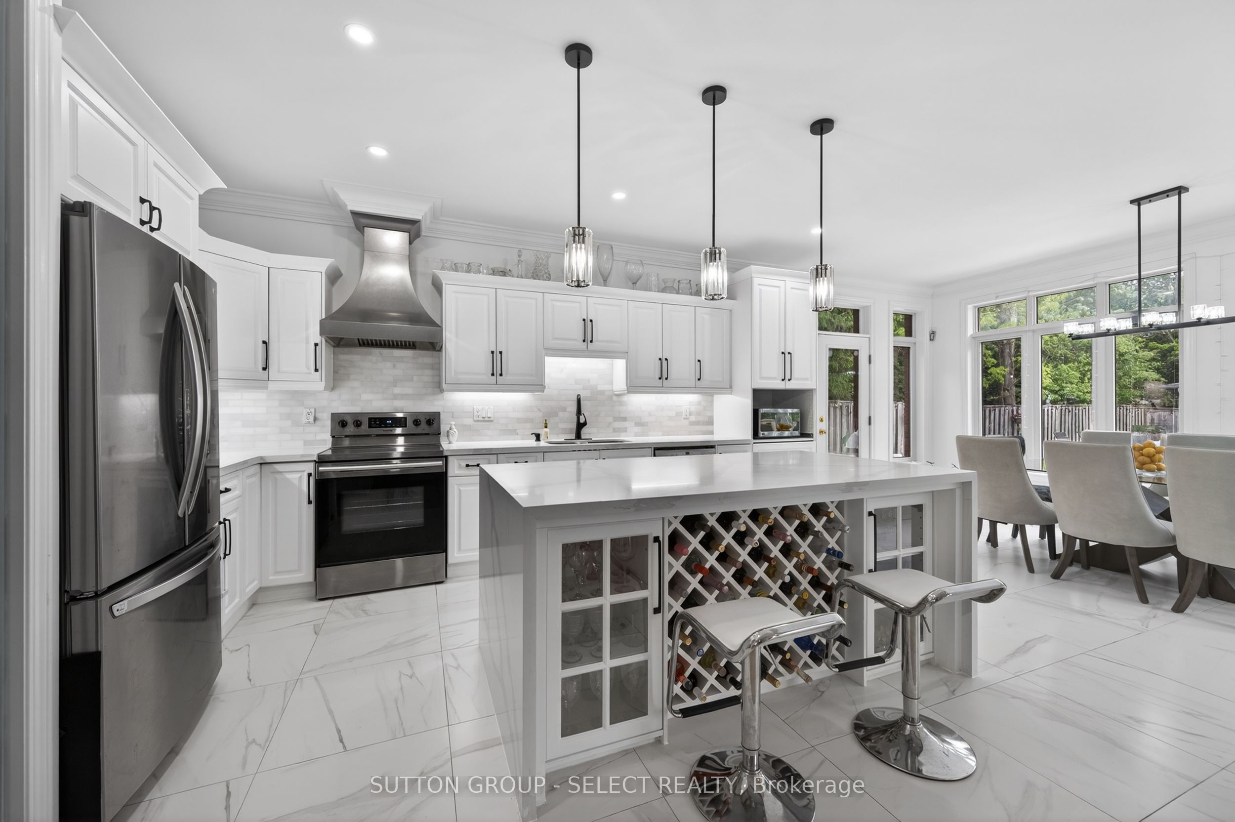 135 Plane Tree Drive Property Photo 16