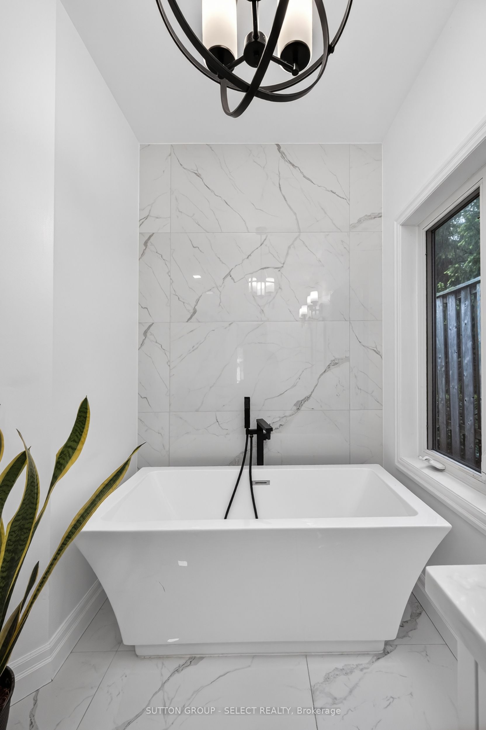 135 Plane Tree Drive Property Photo 27