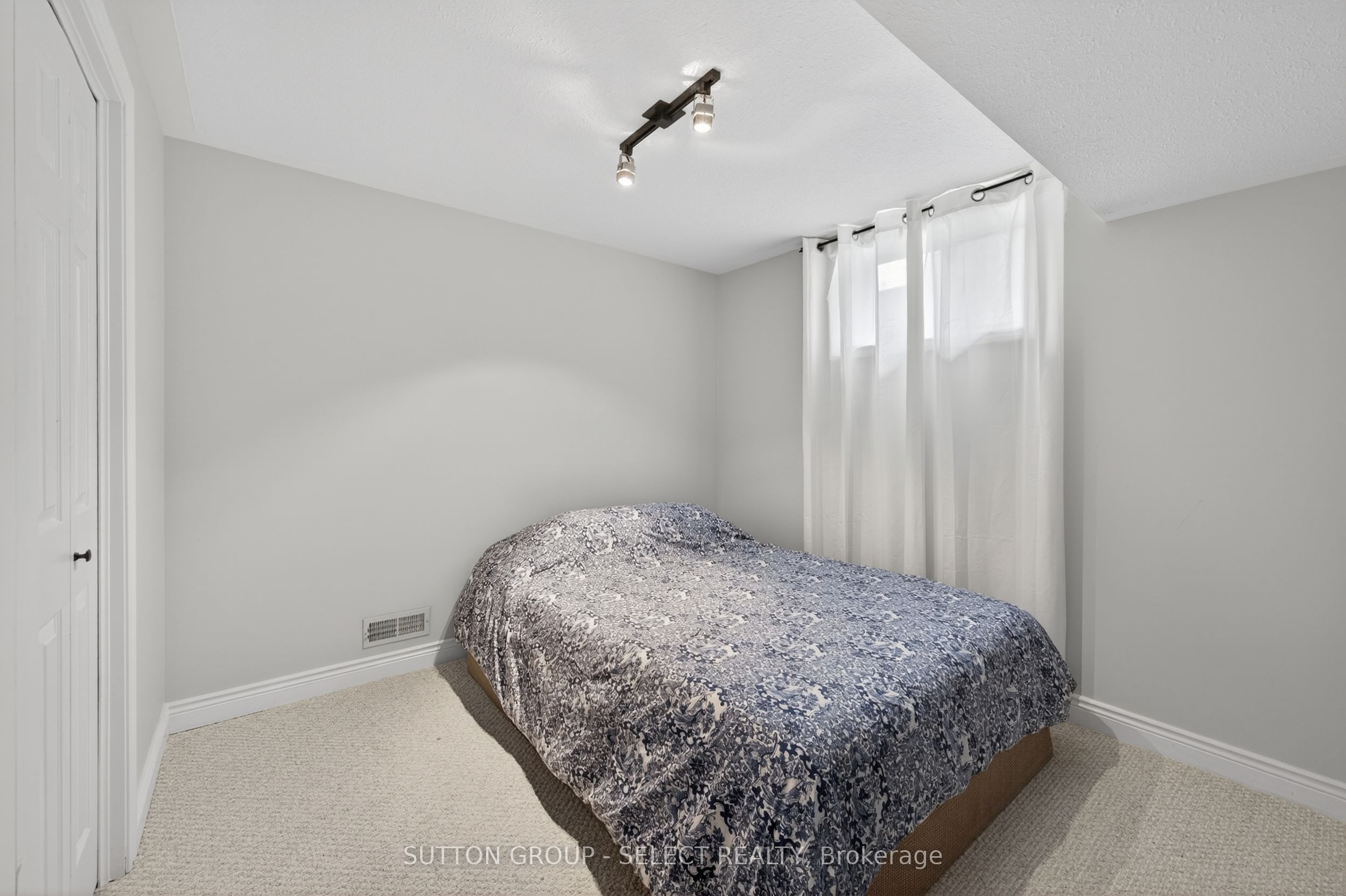 135 Plane Tree Drive Property Photo 33