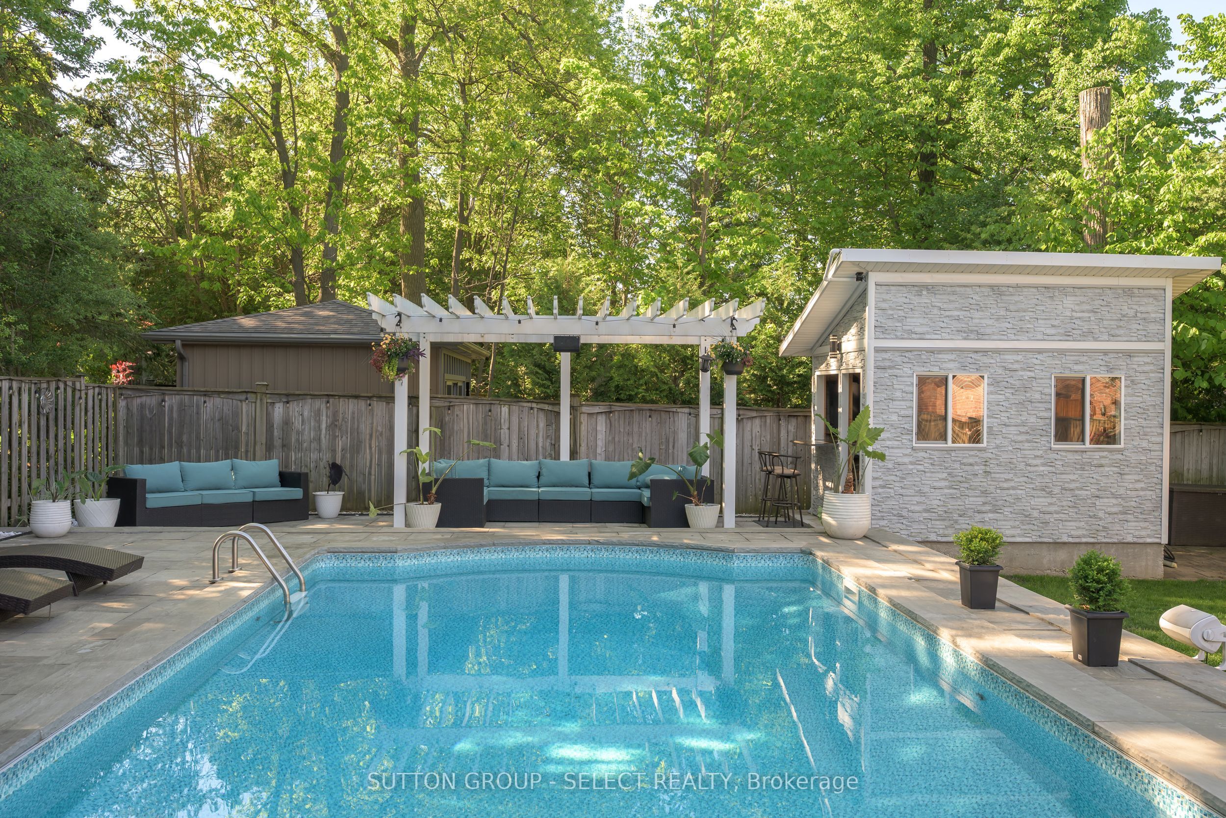 135 Plane Tree Drive Property Photo 39