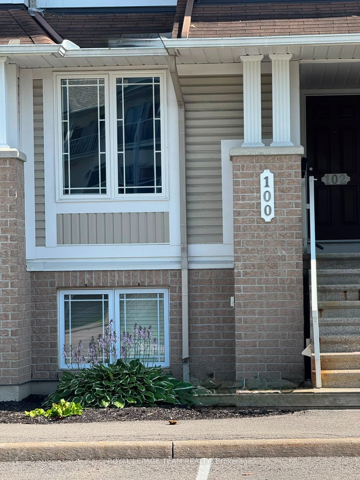 100 Brentmore Private Property Photo 2