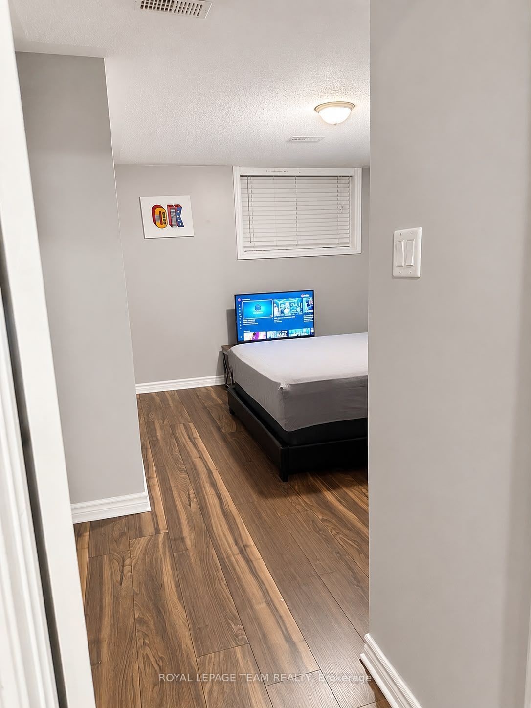 100 Brentmore Private Property Photo 17
