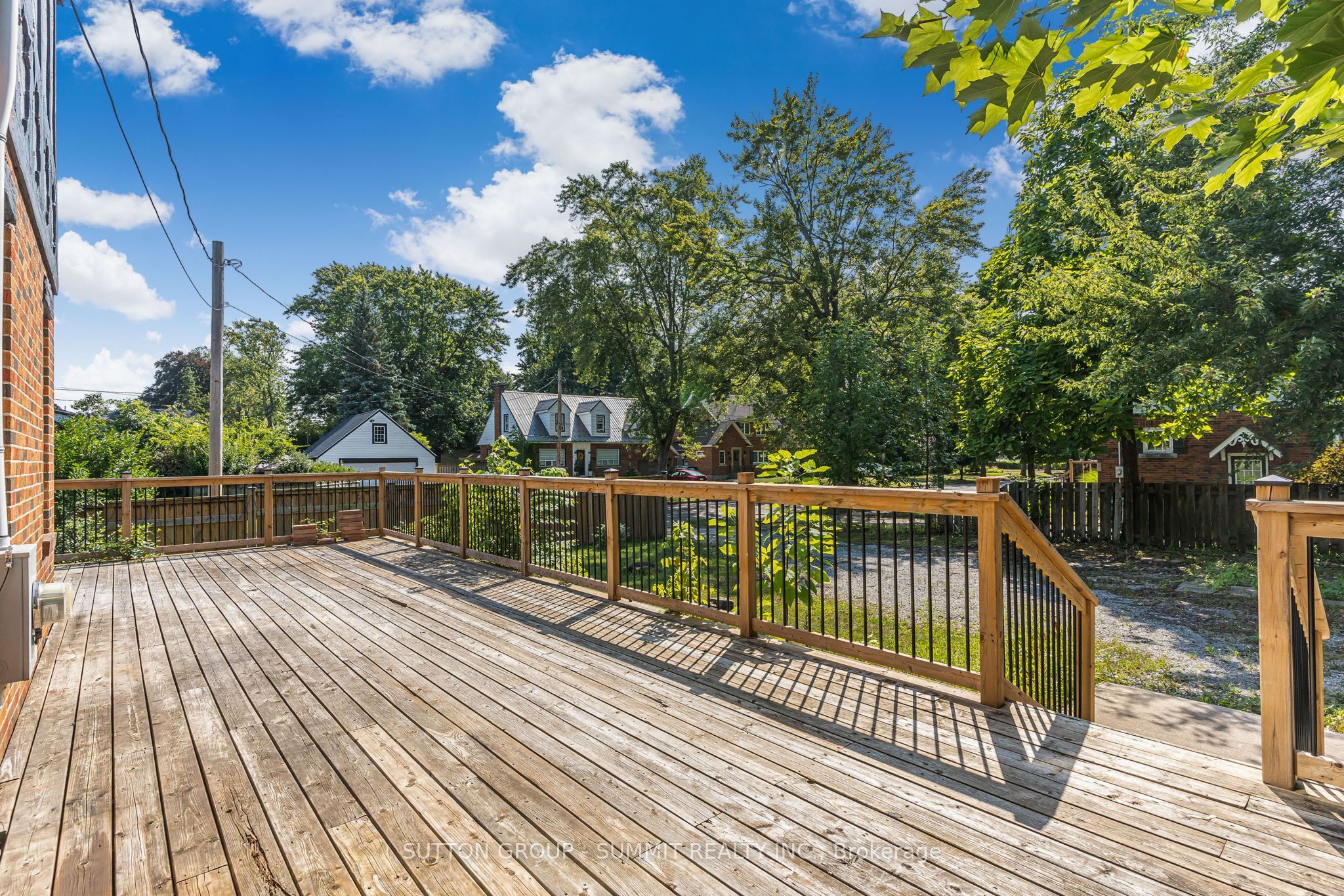 403 Niagara Street Property Photo 29
