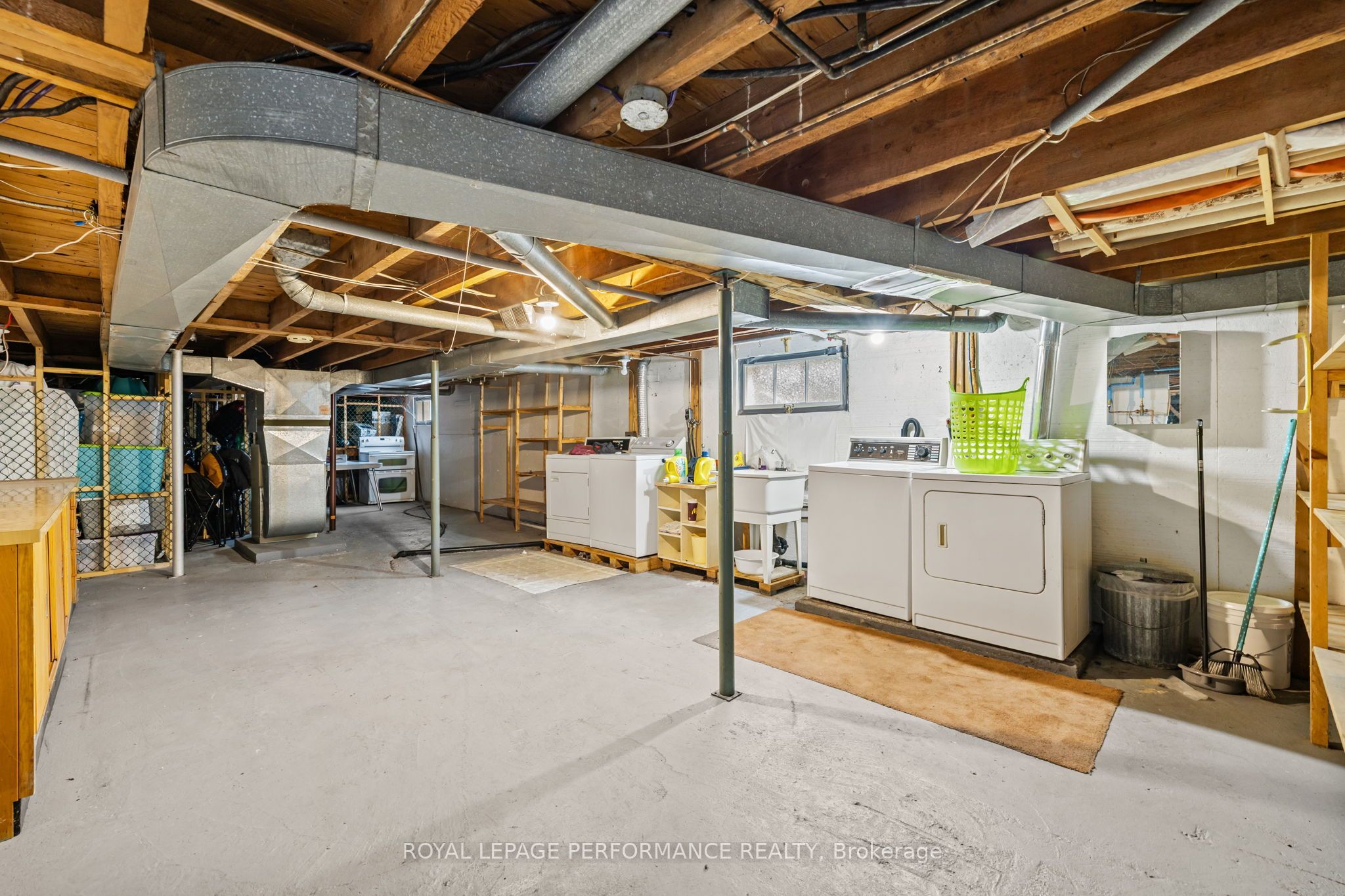 424 Guy Street Property Photo 4