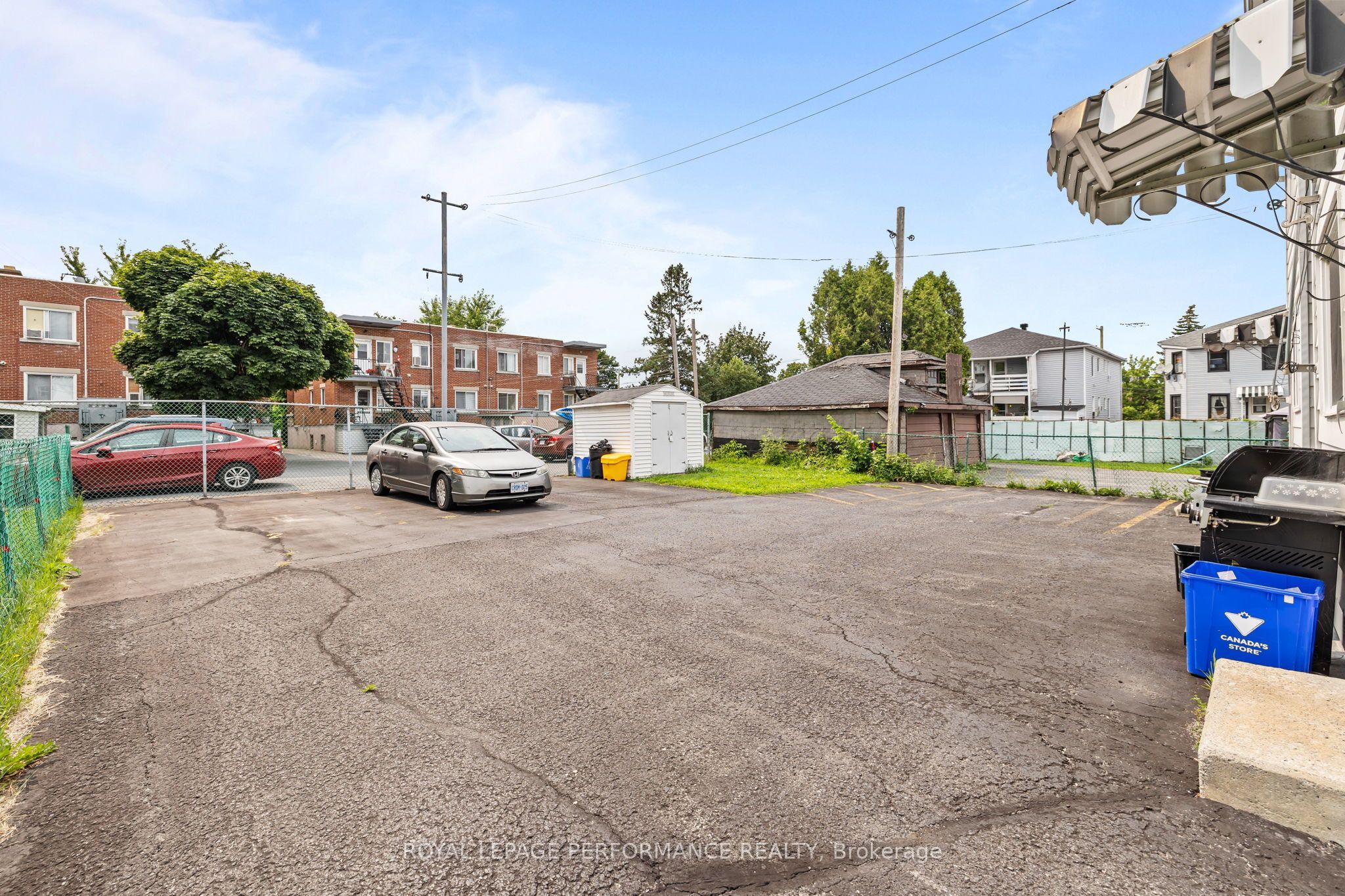 424 Guy Street Property Photo 5
