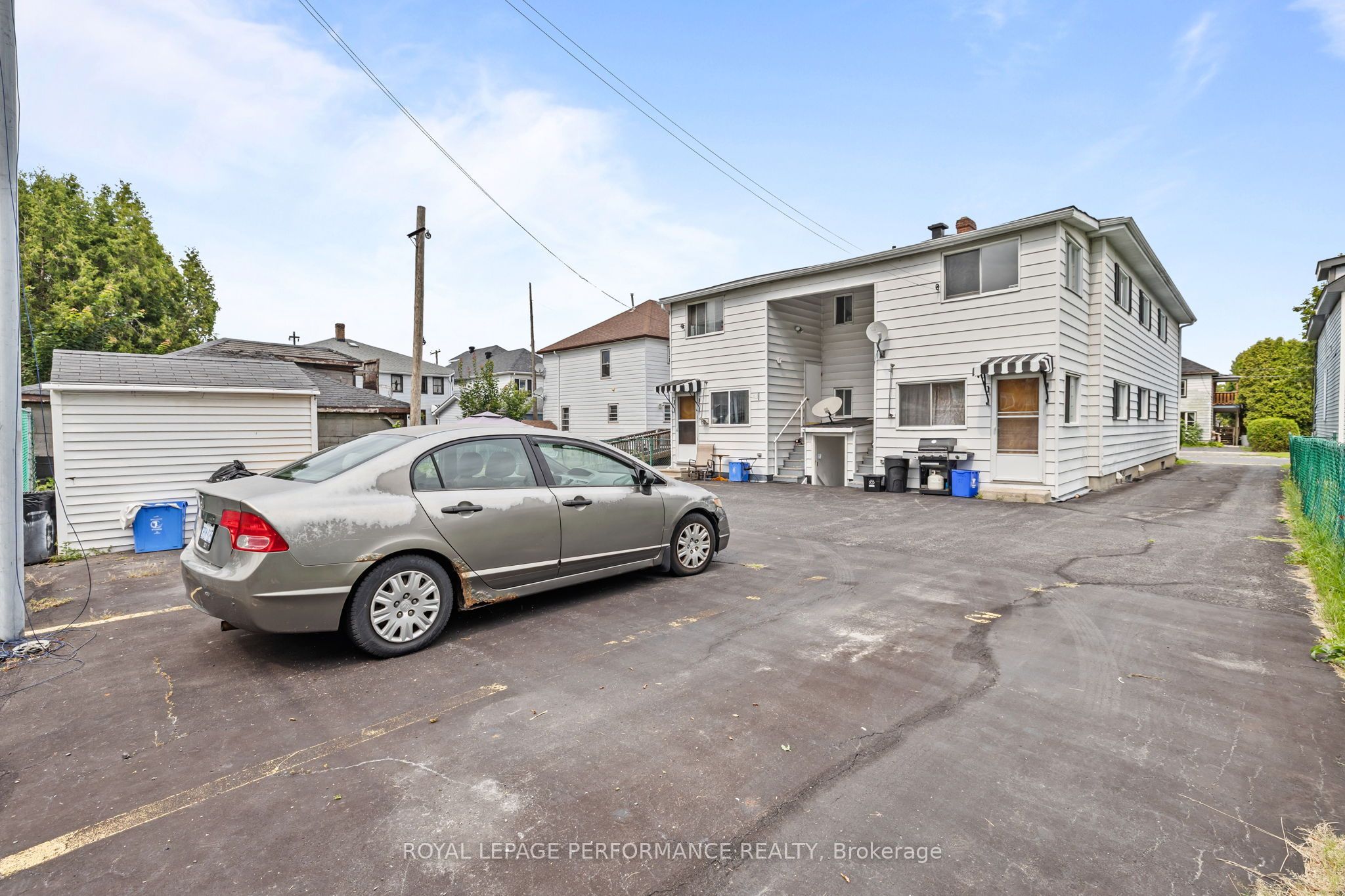 424 Guy Street Property Photo 6