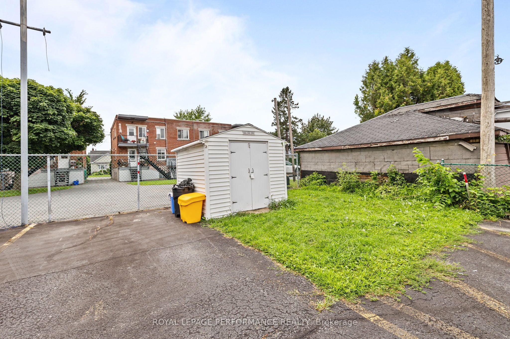 424 Guy Street Property Photo 8