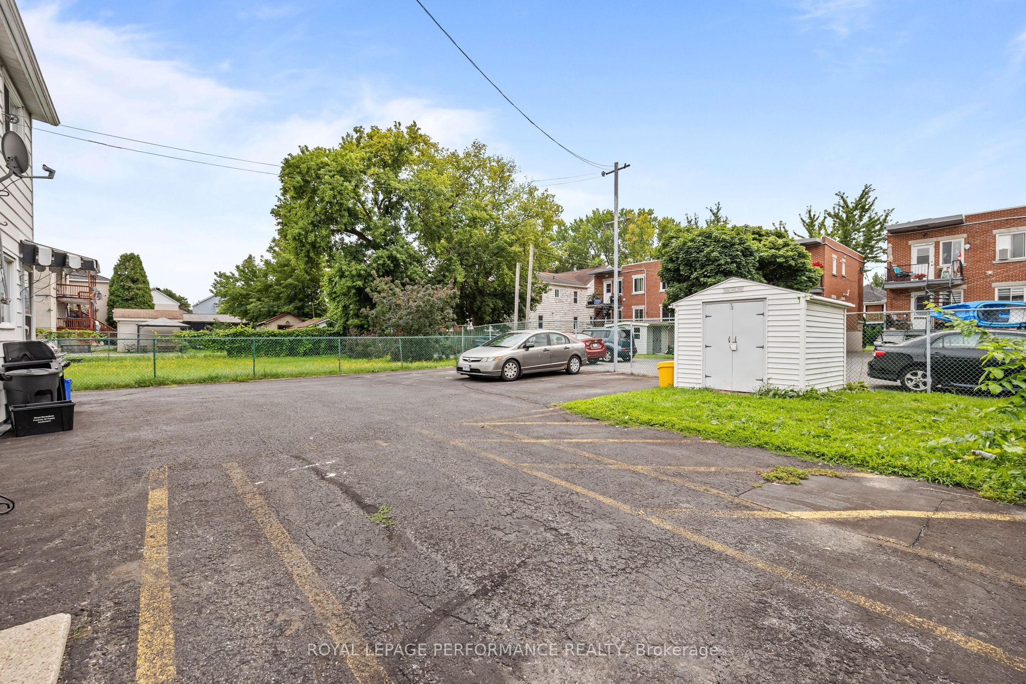 424 Guy Street Property Photo 9