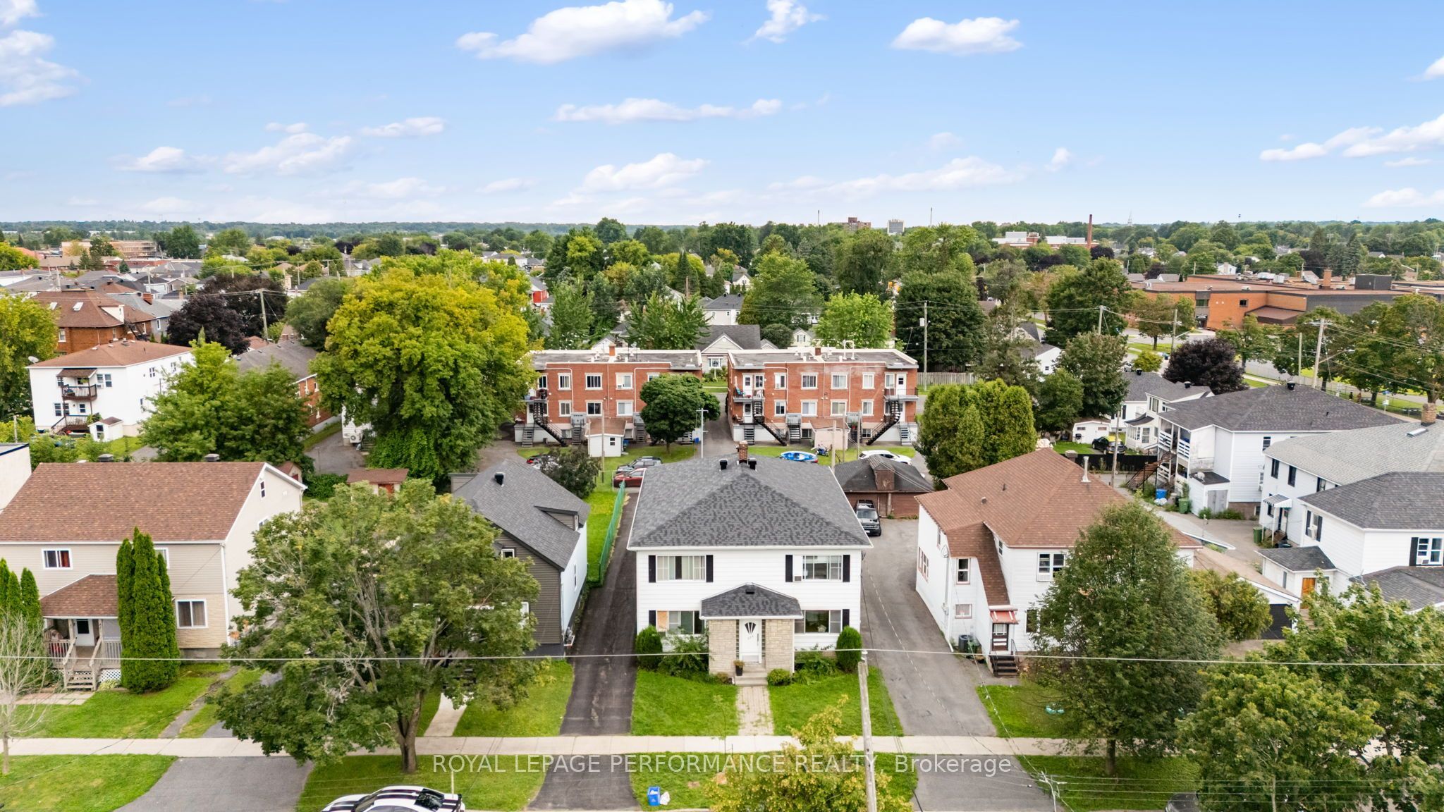 424 Guy Street Property Photo 16