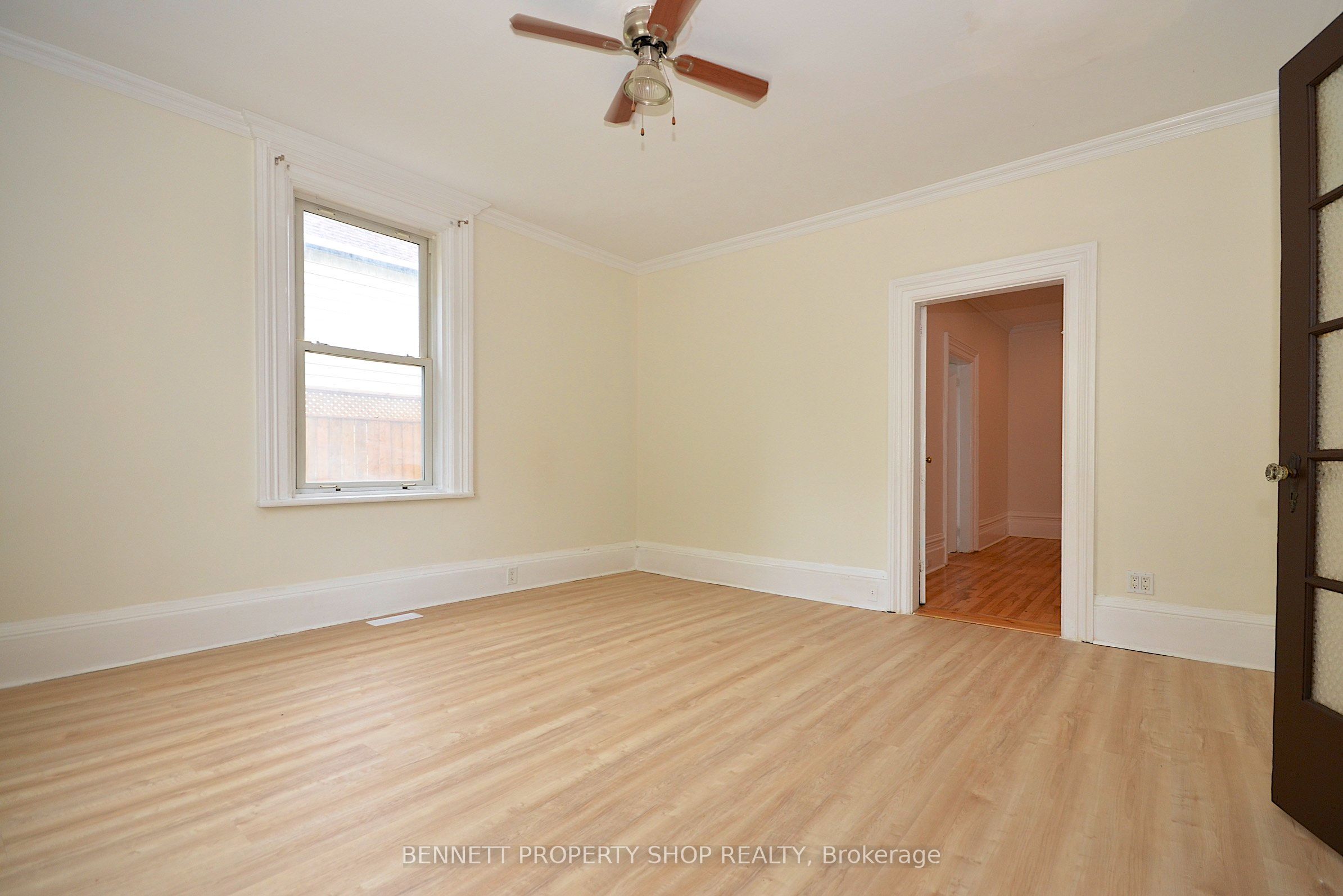 15 Daniel Street N Property Photo 6