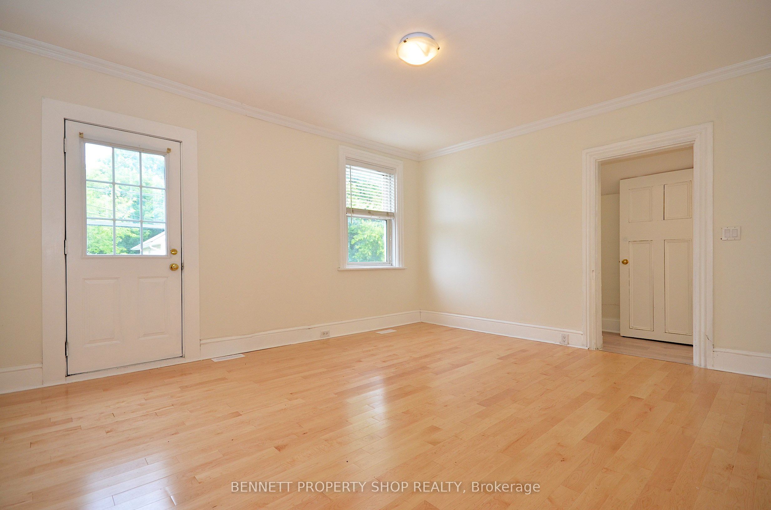 15 Daniel Street N Property Photo 21