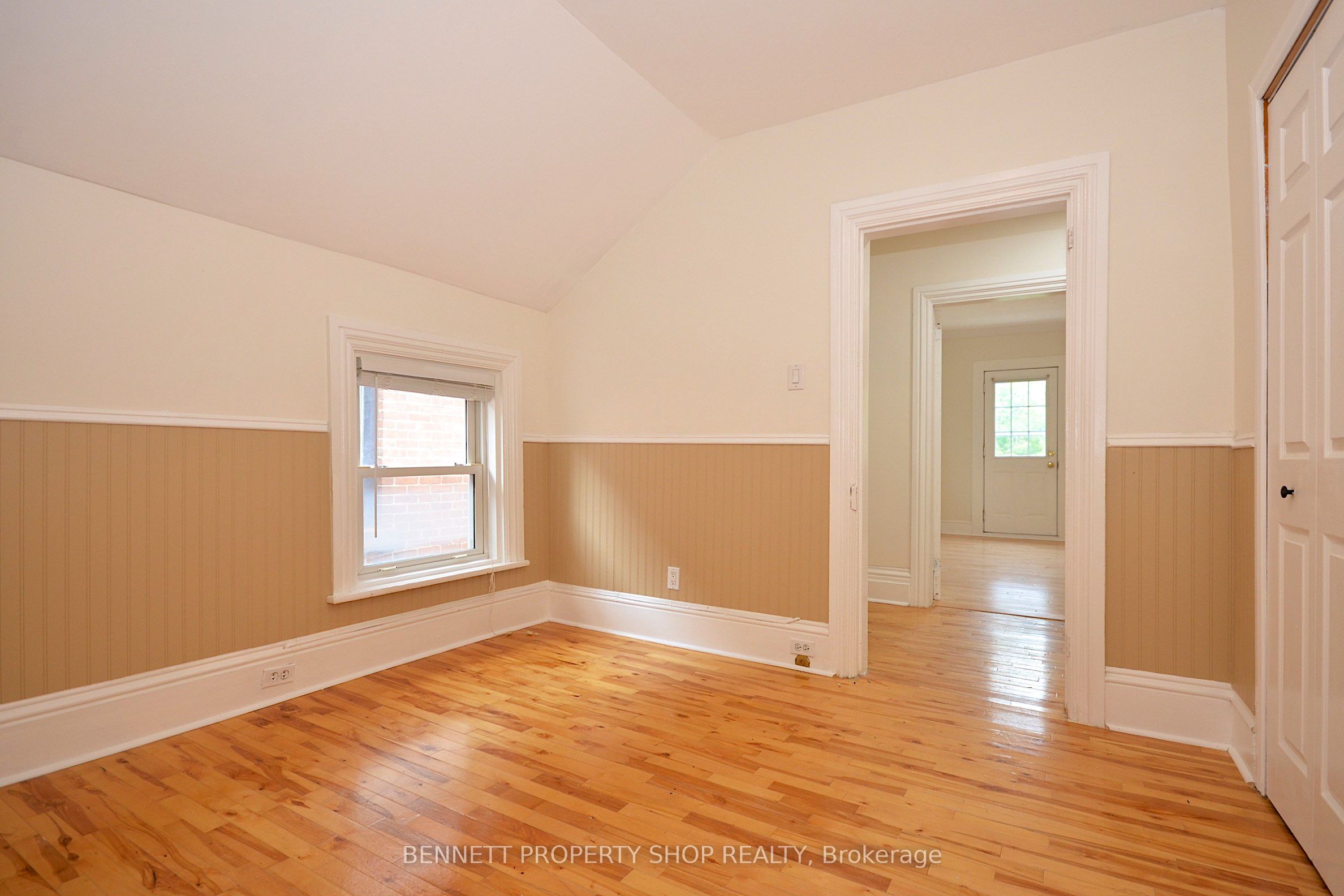 15 Daniel Street N Property Photo 31