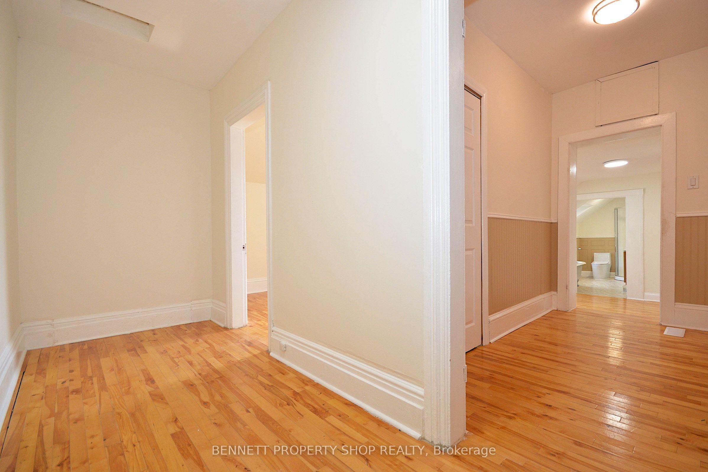 15 Daniel Street N Property Photo 33