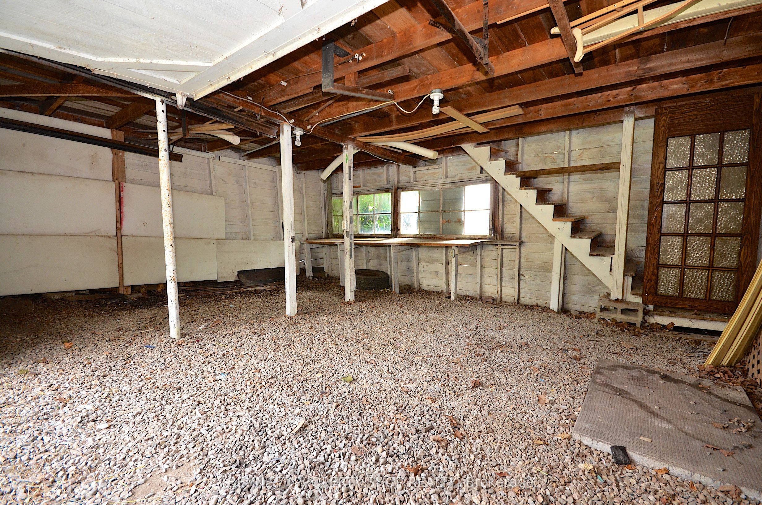 15 Daniel Street N Property Photo 39