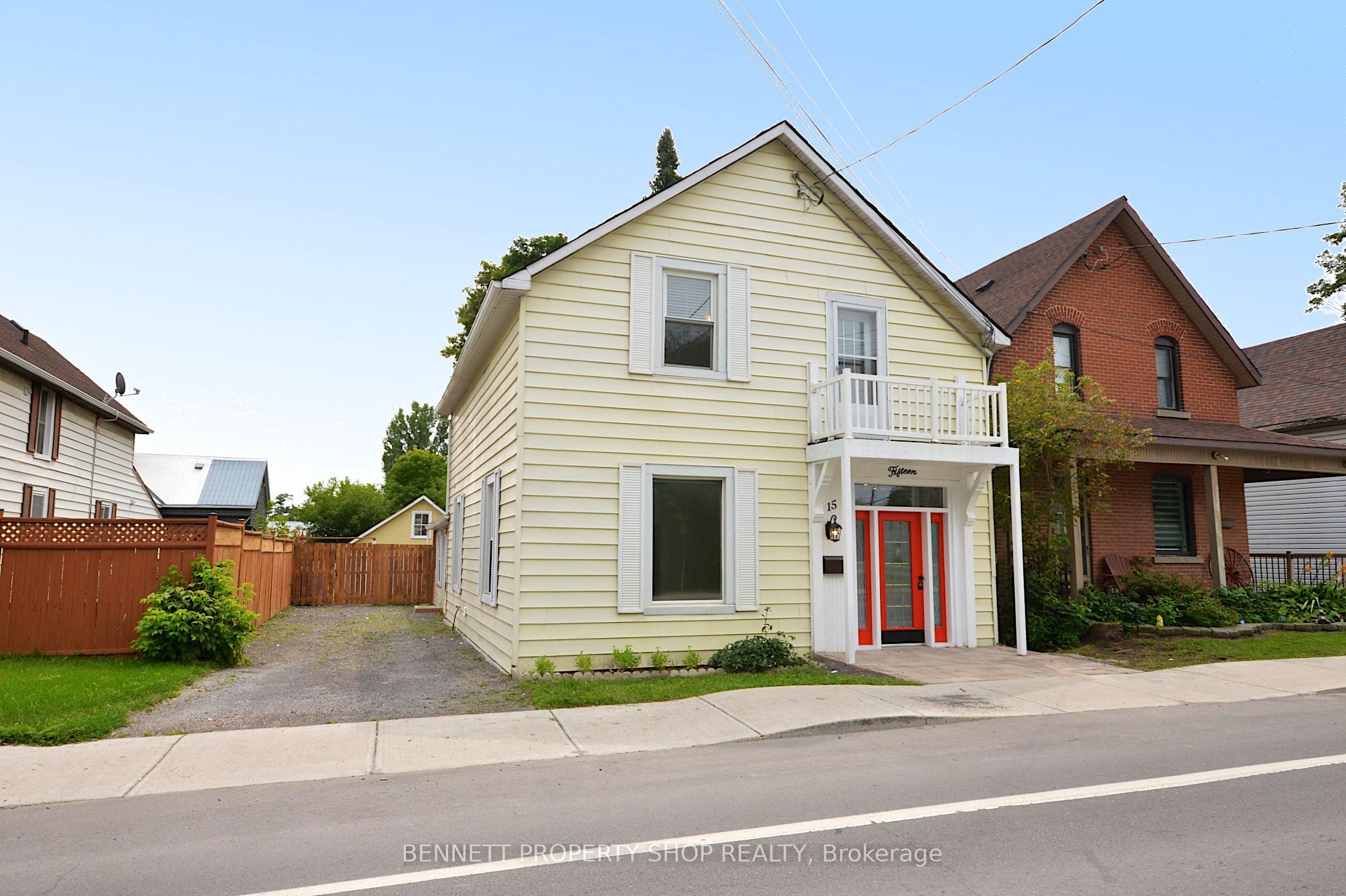 15 Daniel Street N Property Photo 41