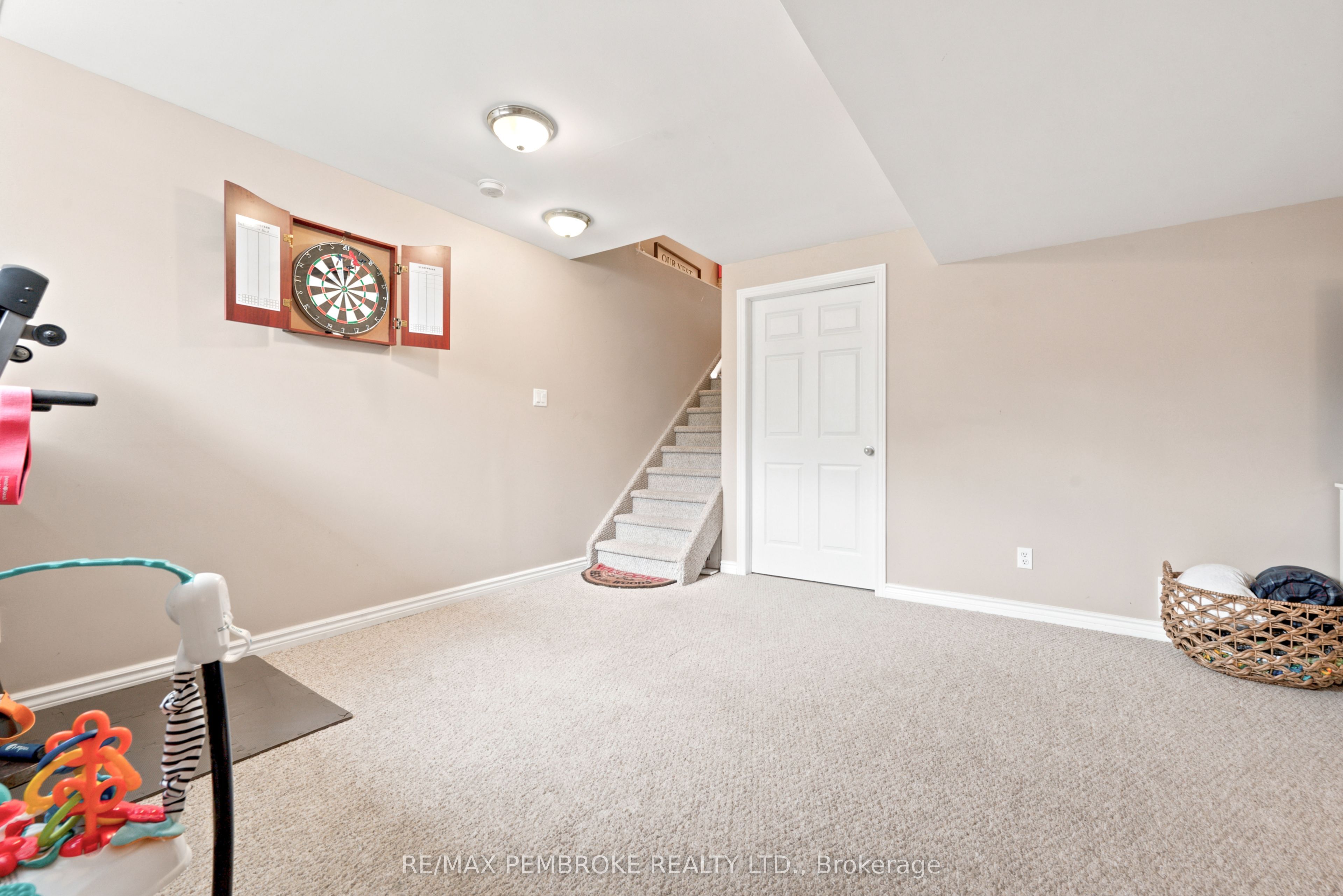 3003 Sandstone Crescent Property Photo 32