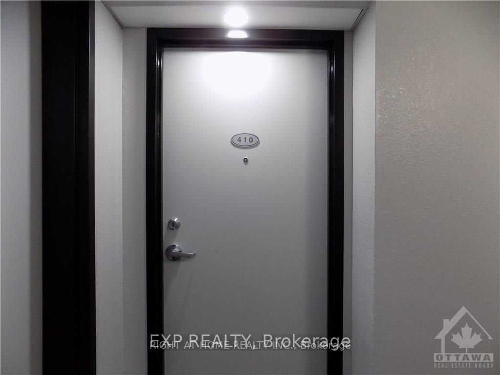 1440 Heron Road 410 Property Photo 6