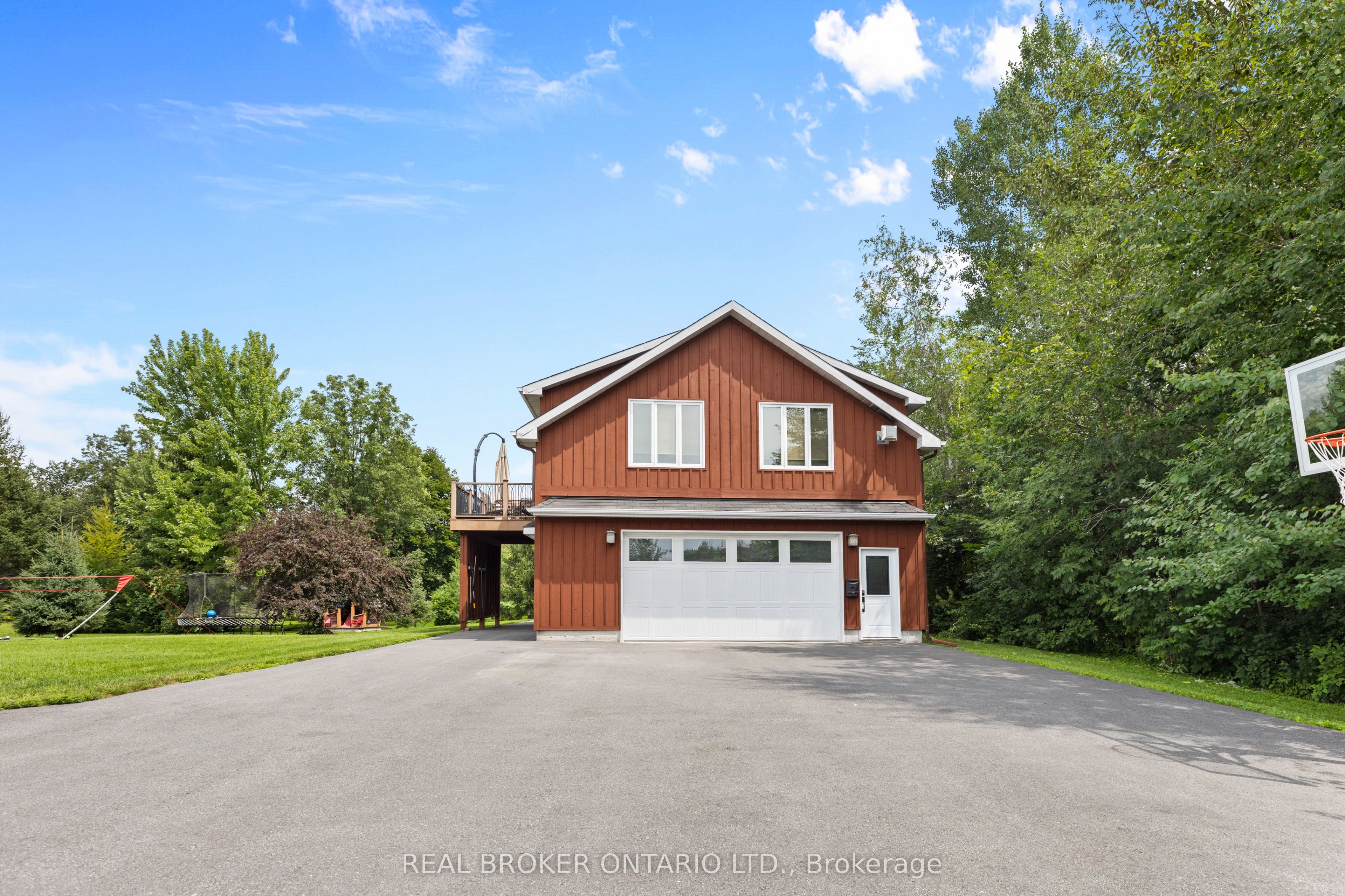 27 Garrison Drive Property Photo 44