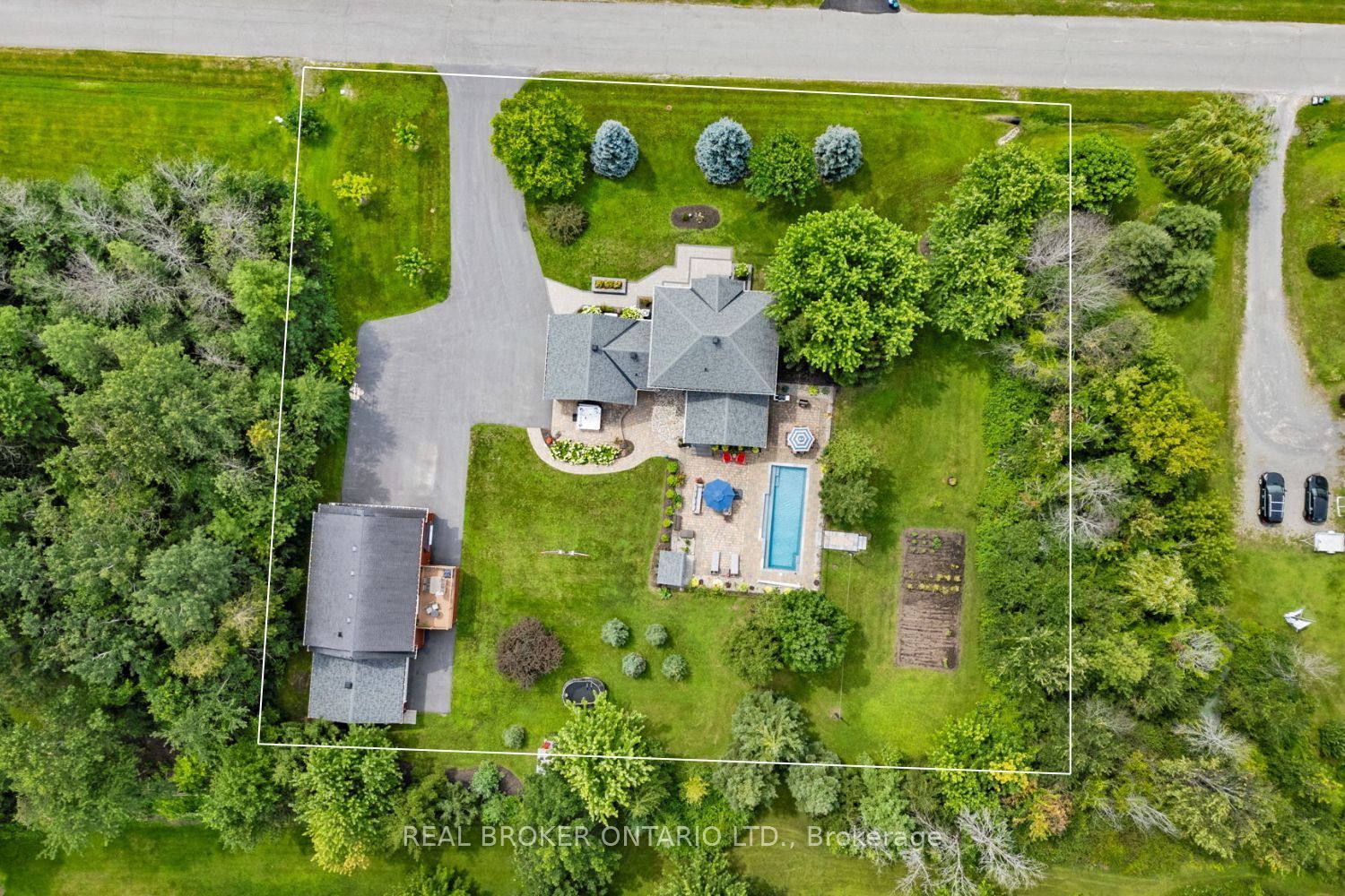 27 Garrison Drive Property Photo 50