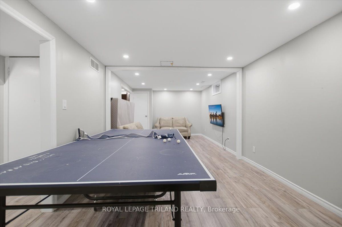 4 Chepstow Gate Property Photo 17