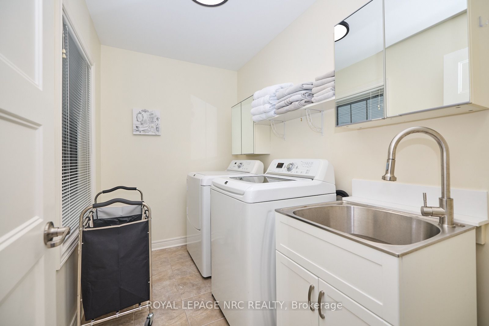 171 Classic Avenue Property Photo 19