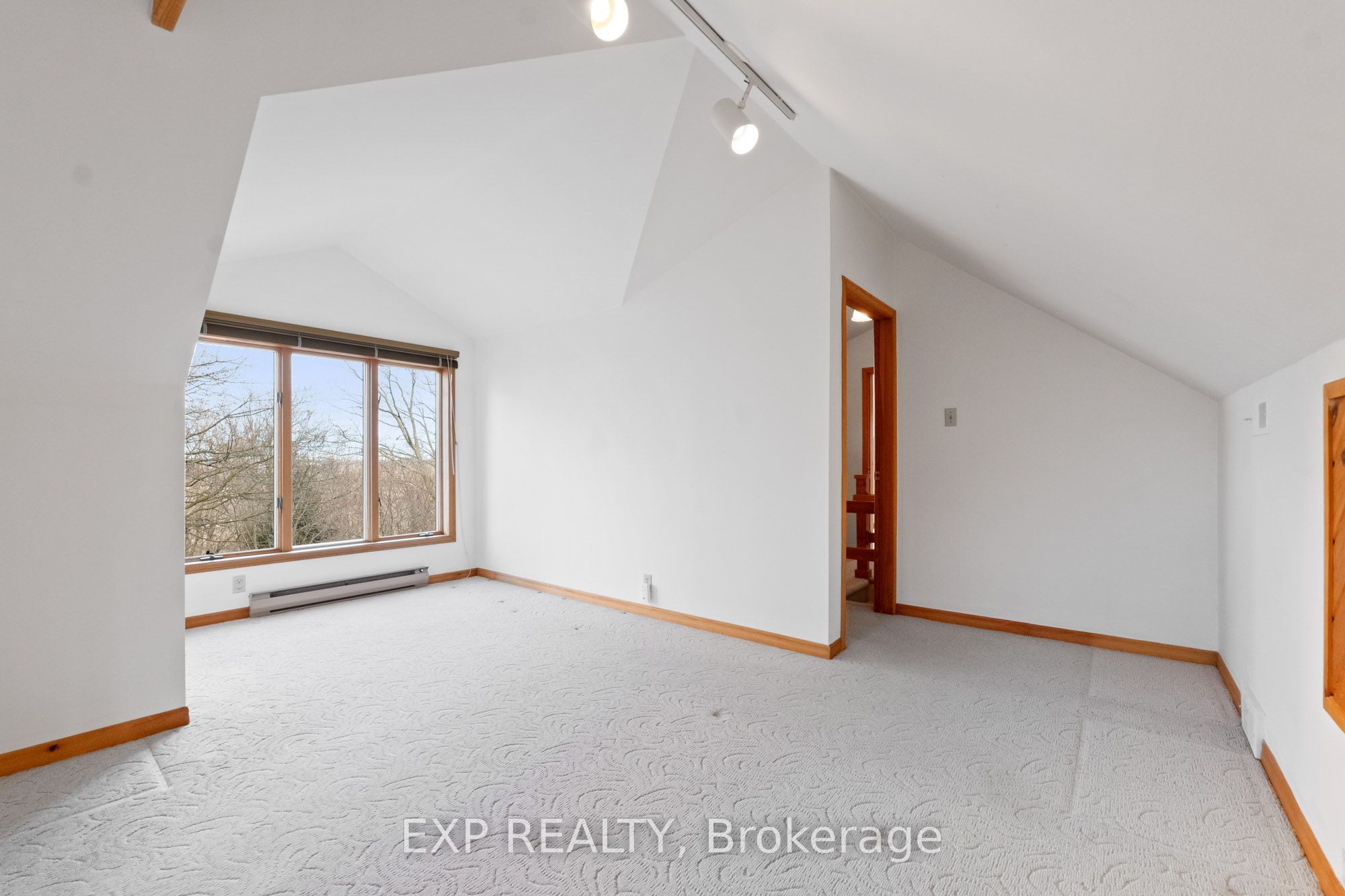 2052 York Road Property Photo 21