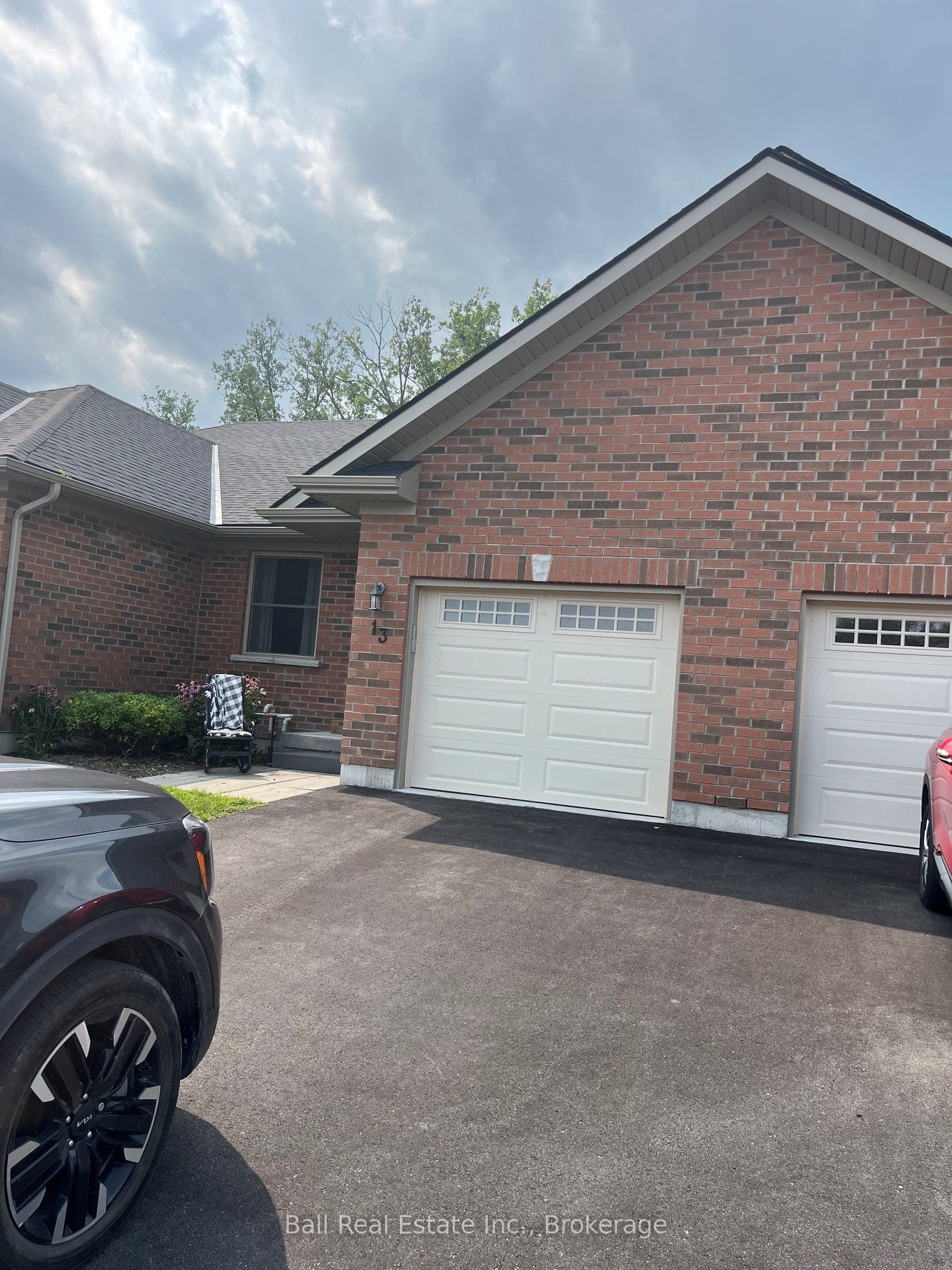 13 Carrick Street S Property Photo 33