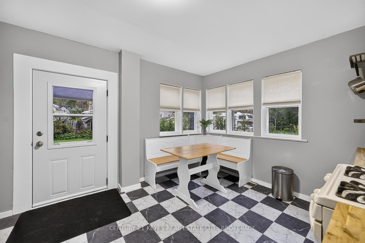 39 Amy Street Property Photo 16