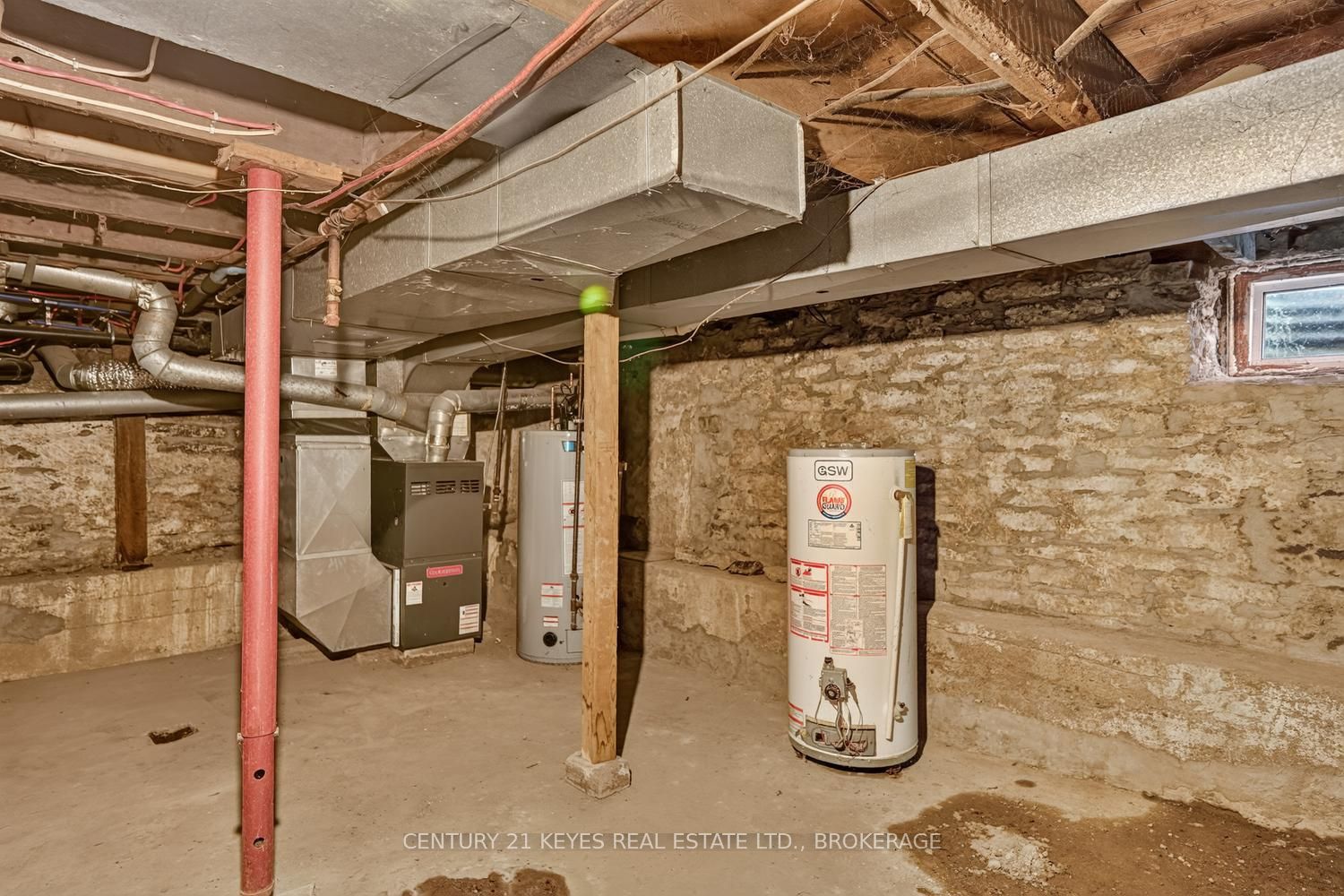 39 Amy Street Property Photo 33