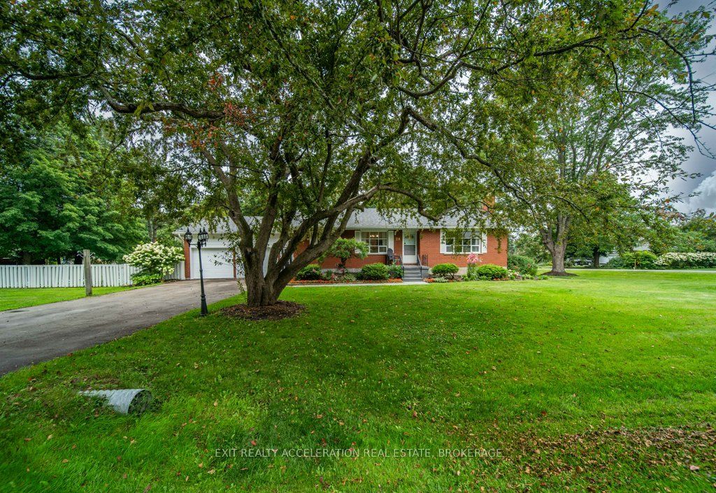 28 Southcrest Drive Property Photo 4