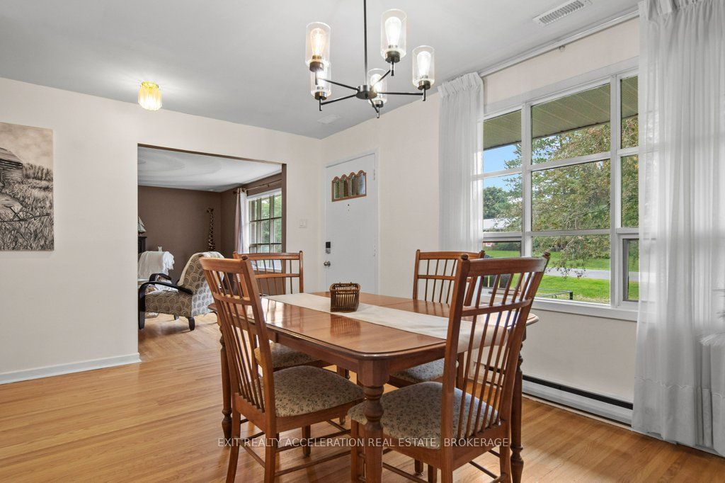 28 Southcrest Drive Property Photo 11