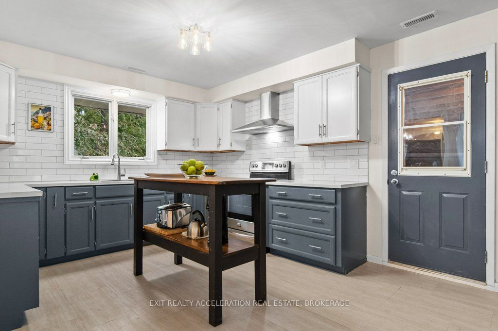 28 Southcrest Drive Property Photo 12