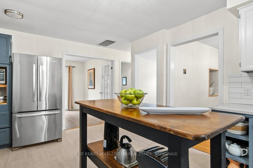 28 Southcrest Drive Property Photo 14