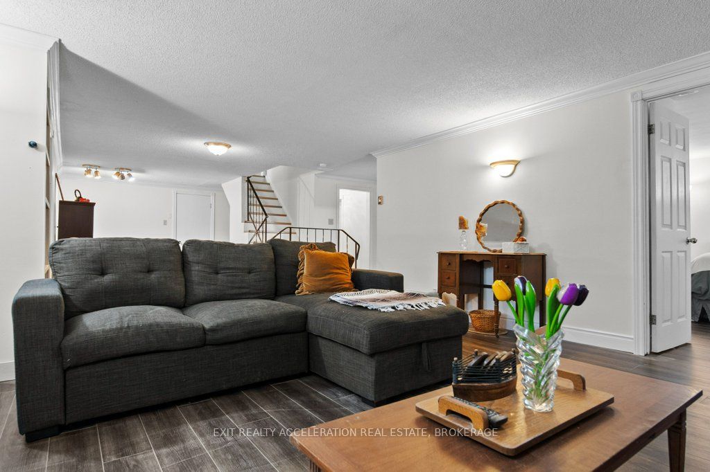 28 Southcrest Drive Property Photo 21