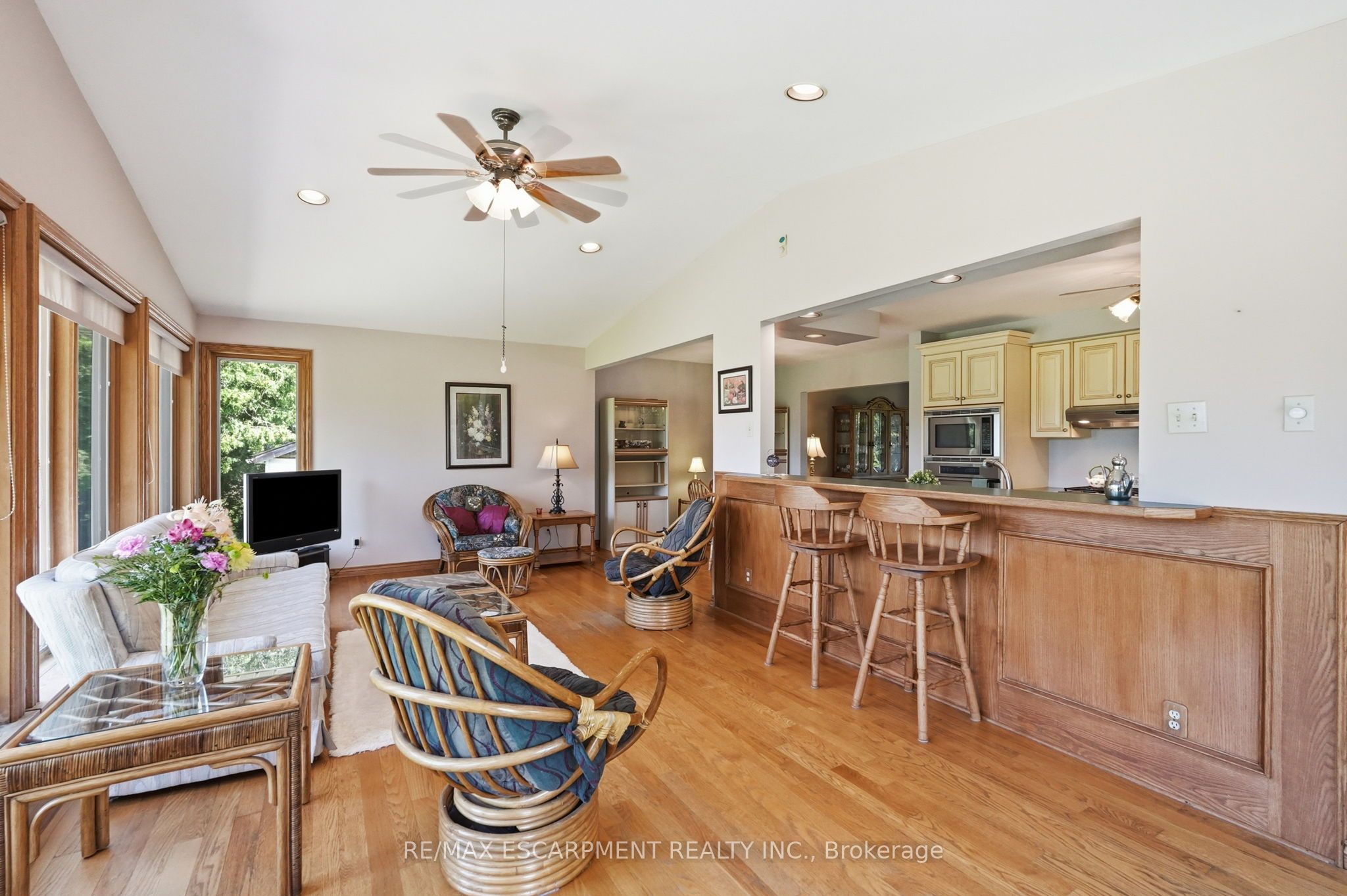 610 Miles Road Property Photo 16