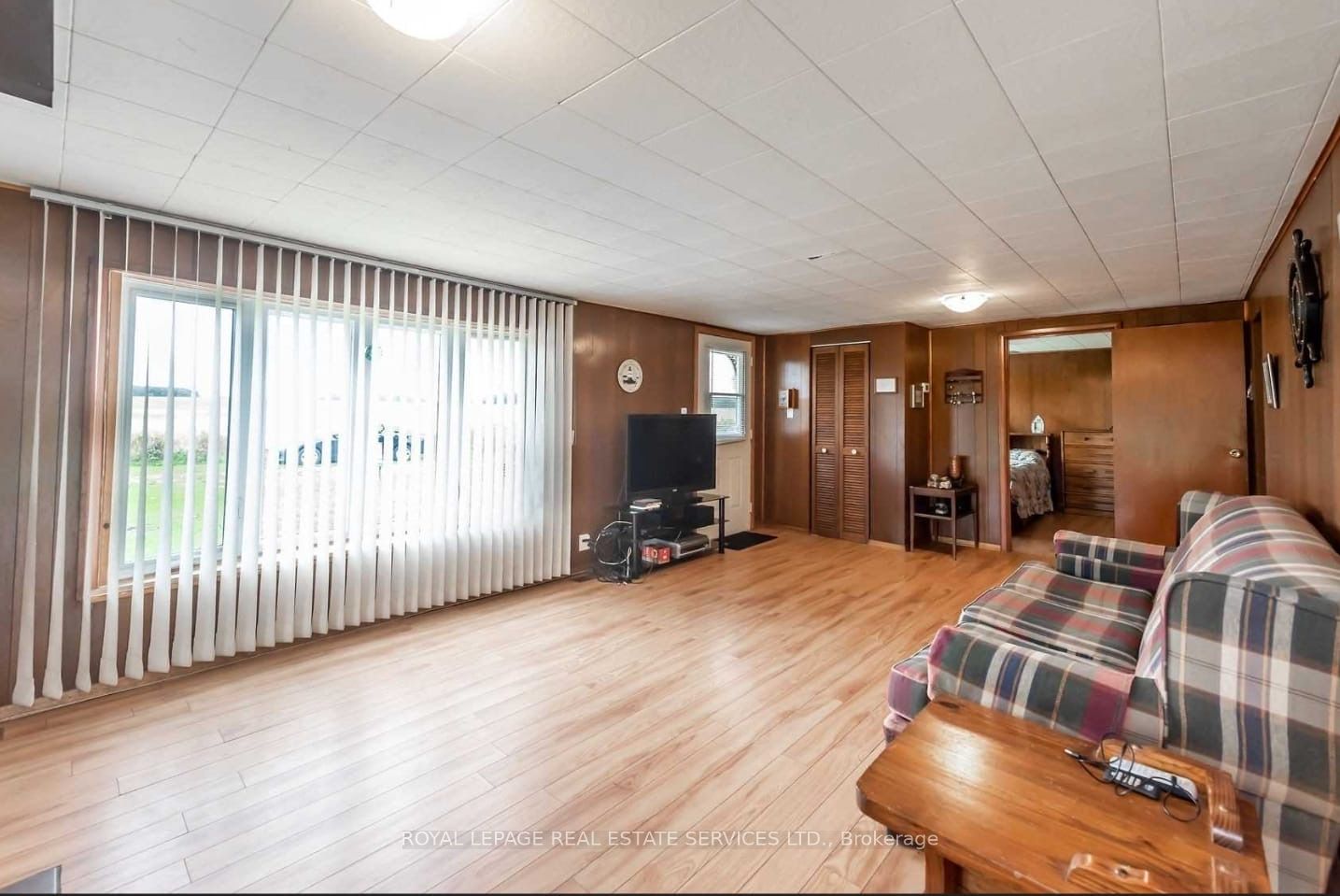 6 Upper Lake Property Photo 5