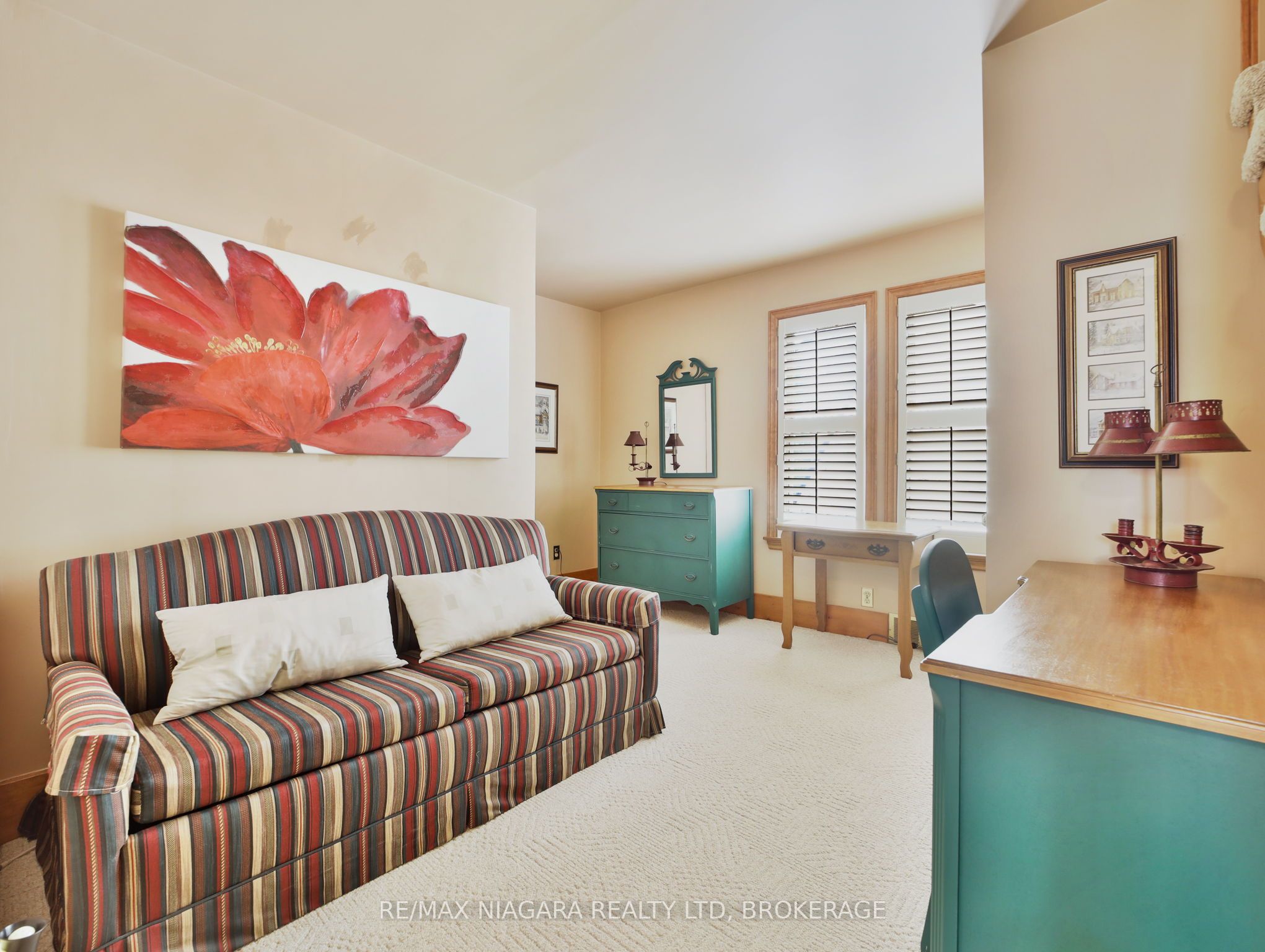 5079 Armoury Street Property Photo 20