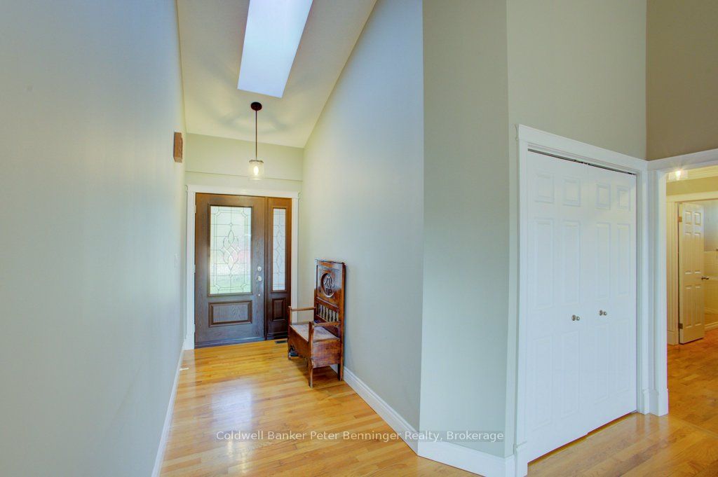 79 George Street S Property Photo 5
