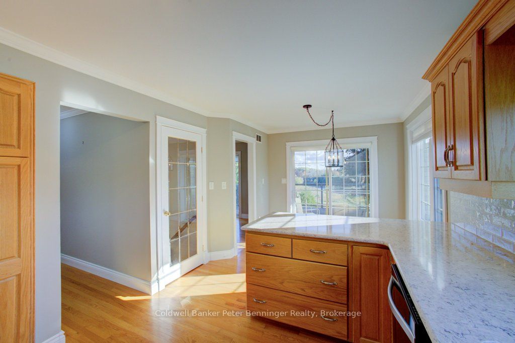 79 George Street S Property Photo 14