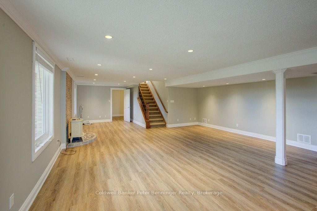 79 George Street S Property Photo 22
