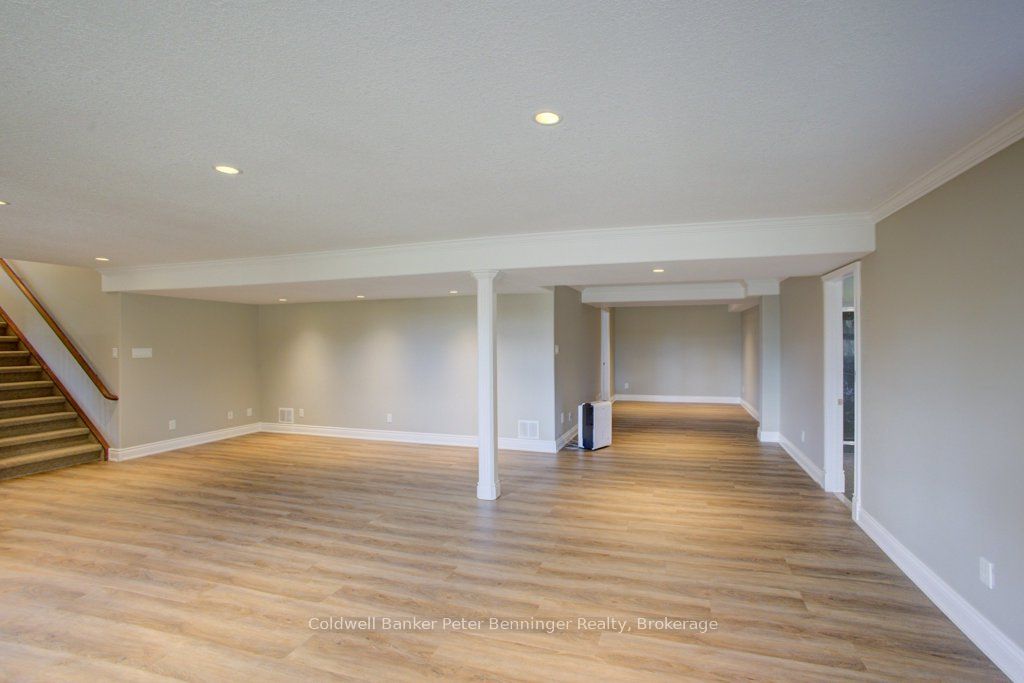 79 George Street S Property Photo 23